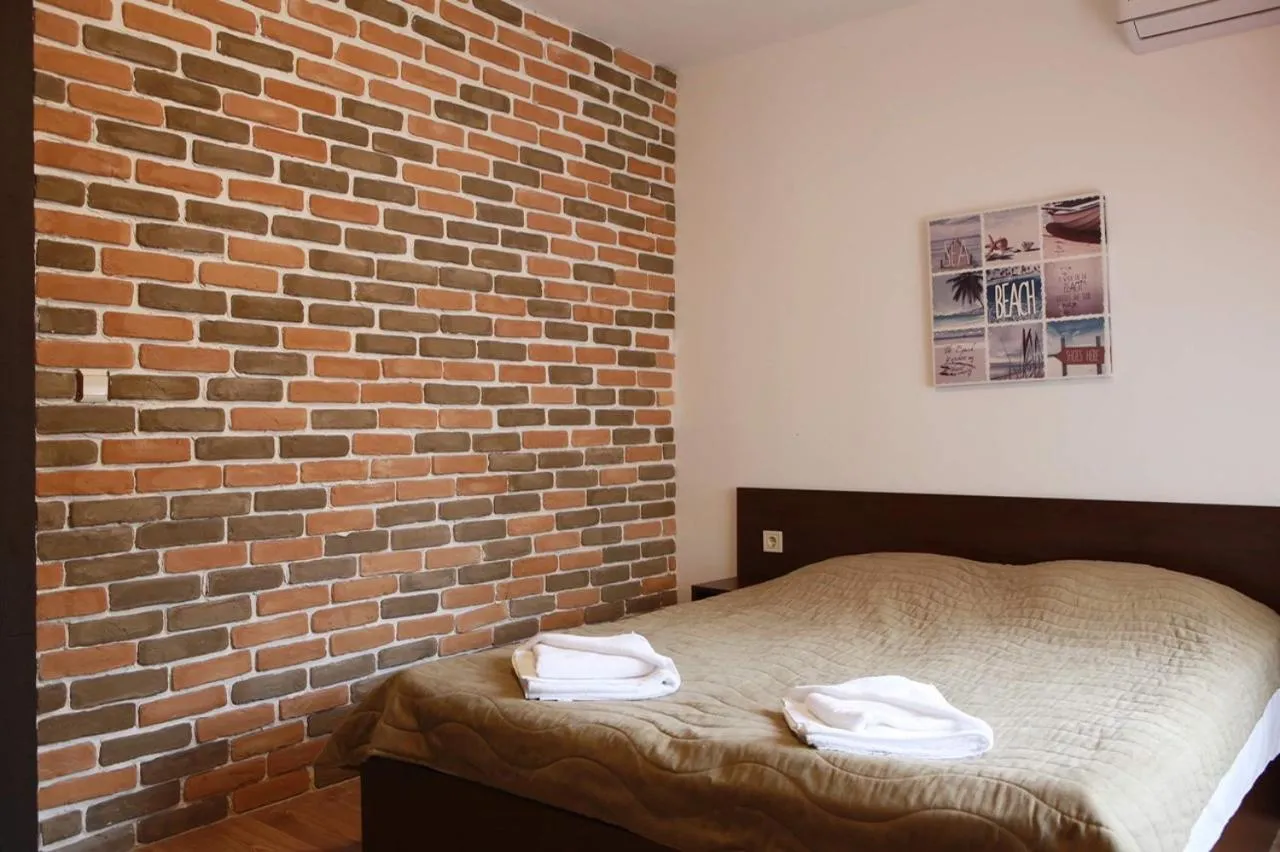 Bed in Hotel Slivnitsa