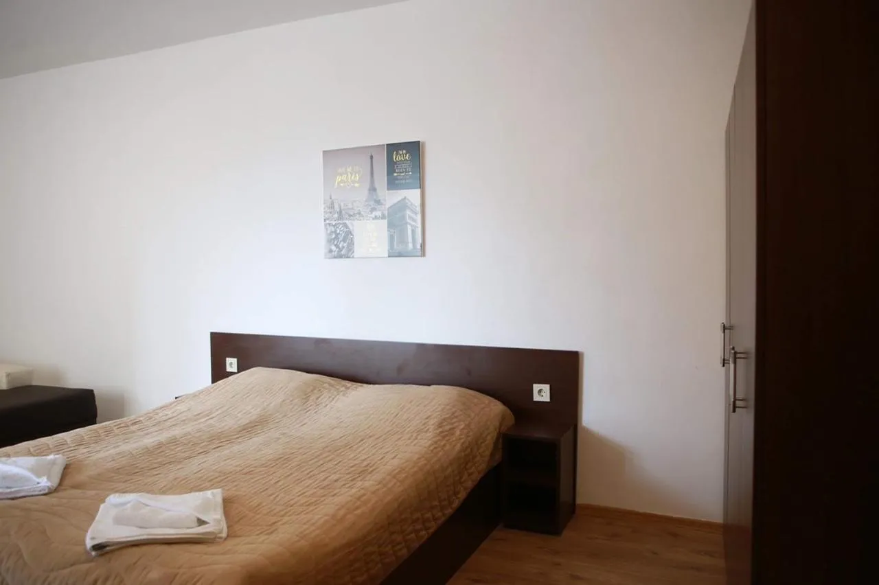 Bed in Hotel Slivnitsa