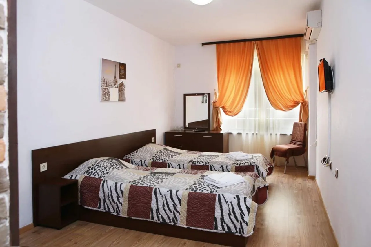 Bed in Hotel Slivnitsa