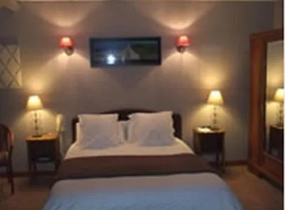 Photo of the whole room, Bed in LOGIS - Auberge Du Colombier