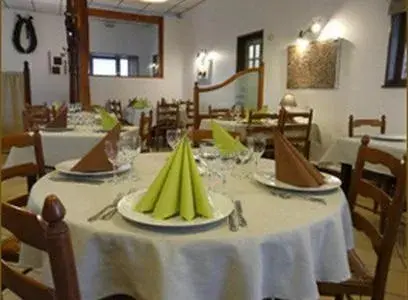 Restaurant/places to eat in LOGIS - Auberge Du Colombier Restaurant/places to eat in LOGIS - Auberge Du Colombier