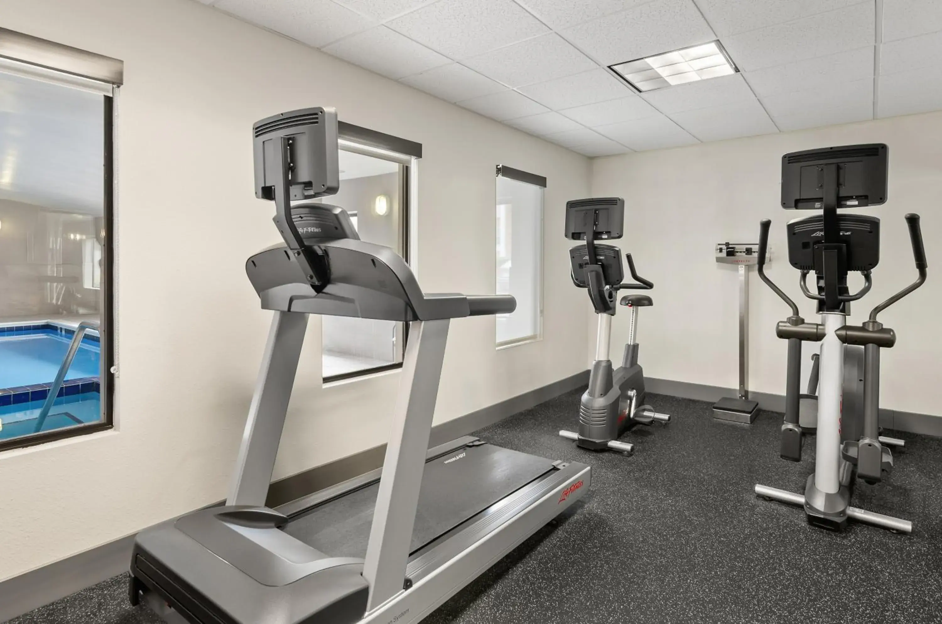 Fitness centre/facilities in Holiday Inn Express Princeton/I-77 by IHG Fitness centre/facilities in Holiday Inn Express Princeton/I-77 by IHG