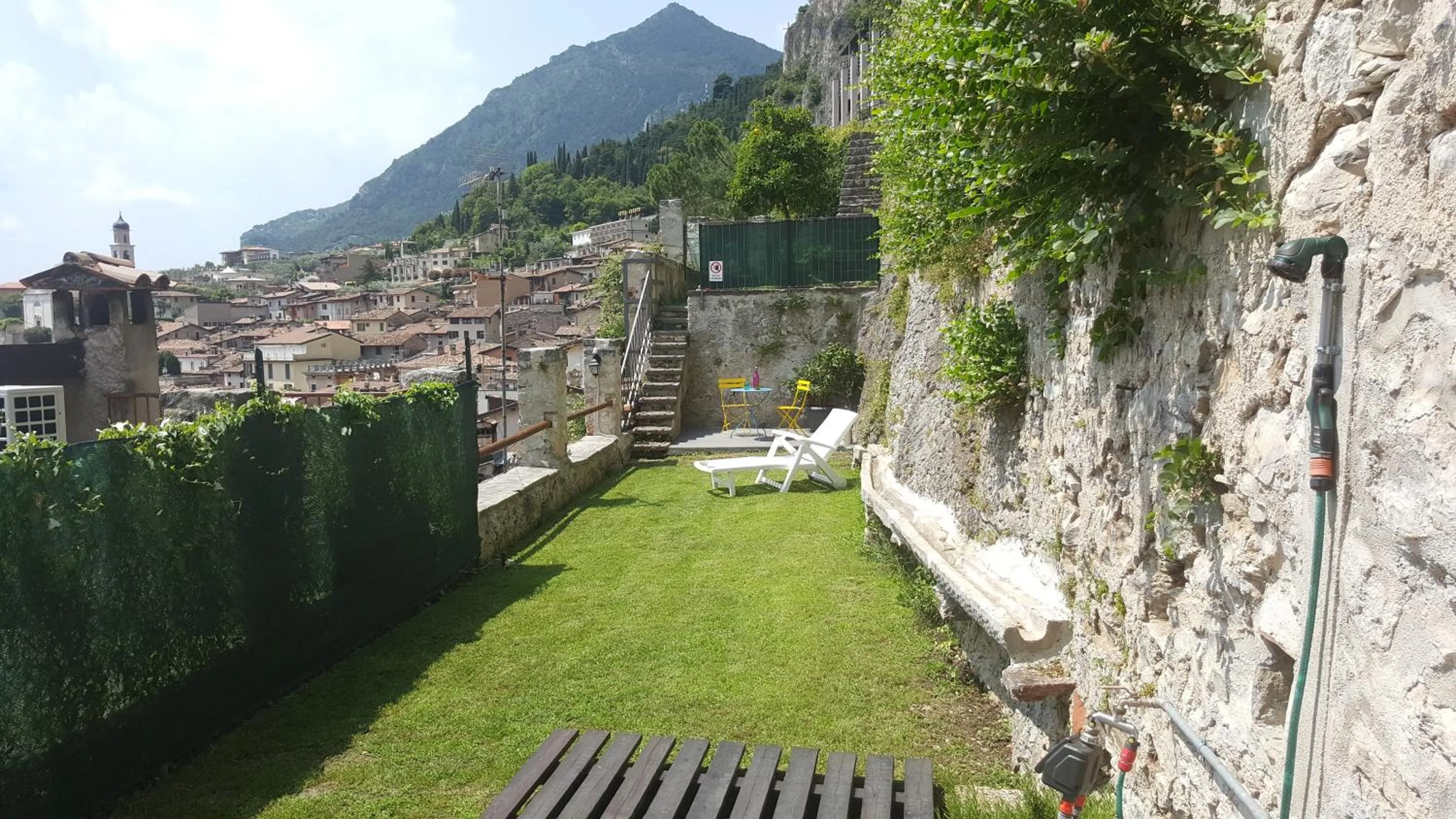 Property building in Casa Limonaia San Rocco