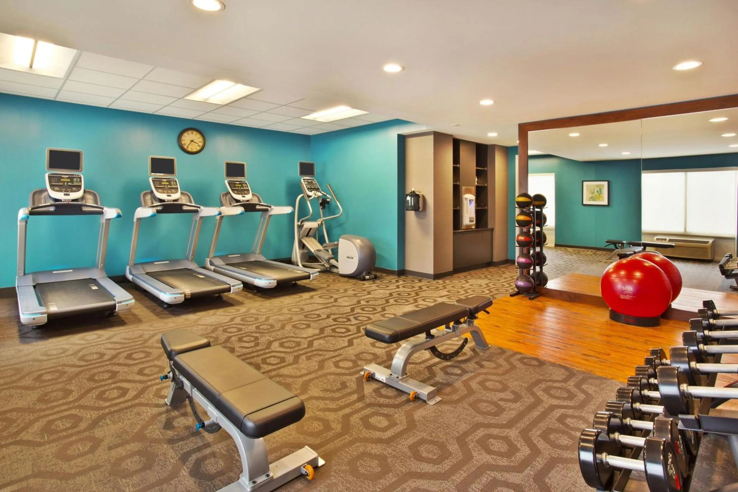 Fitness centre/facilities in Fairfield Inn & Suites by Marriott Madison West/Middleton