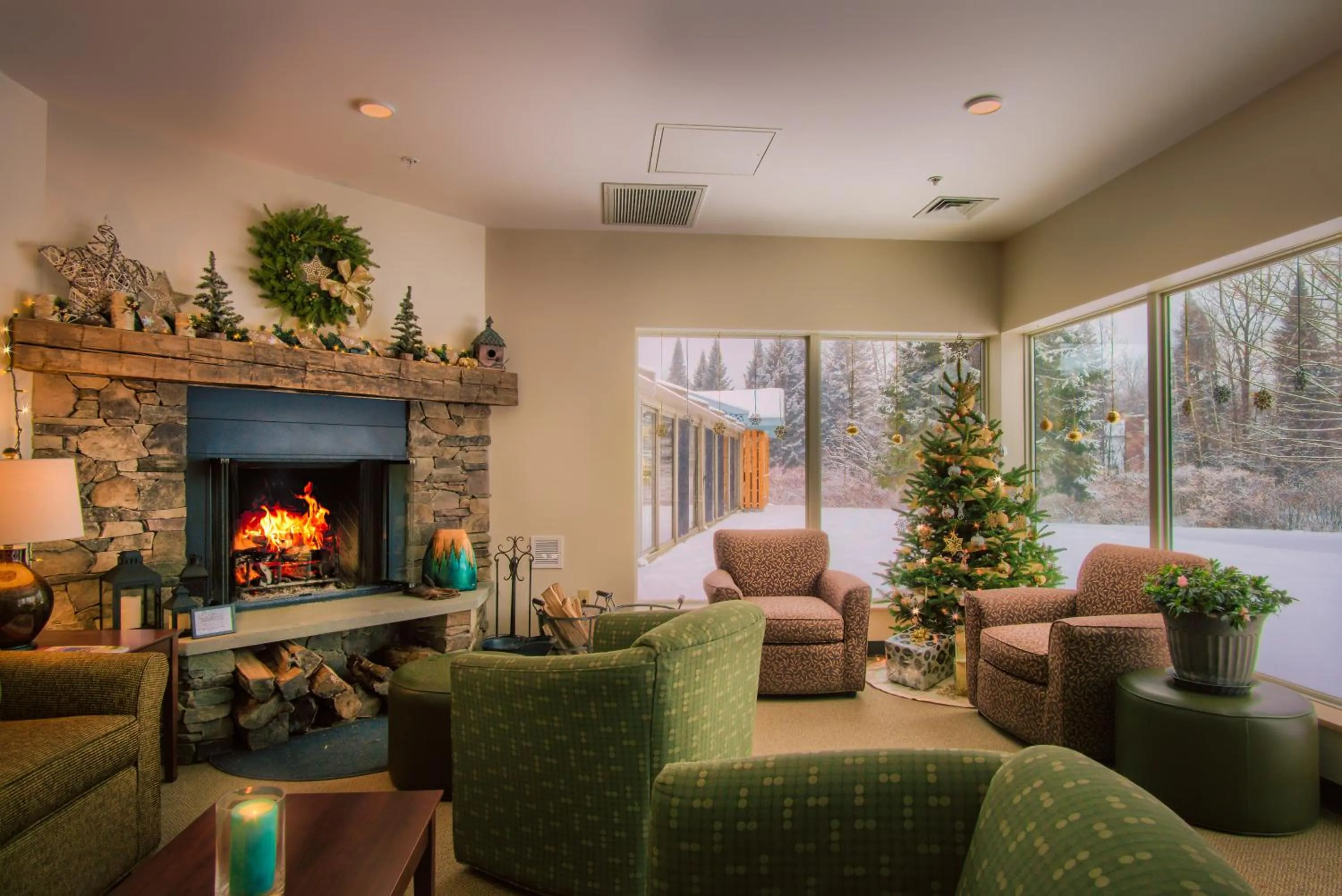 Property building in Sun & Ski Inn and Suites