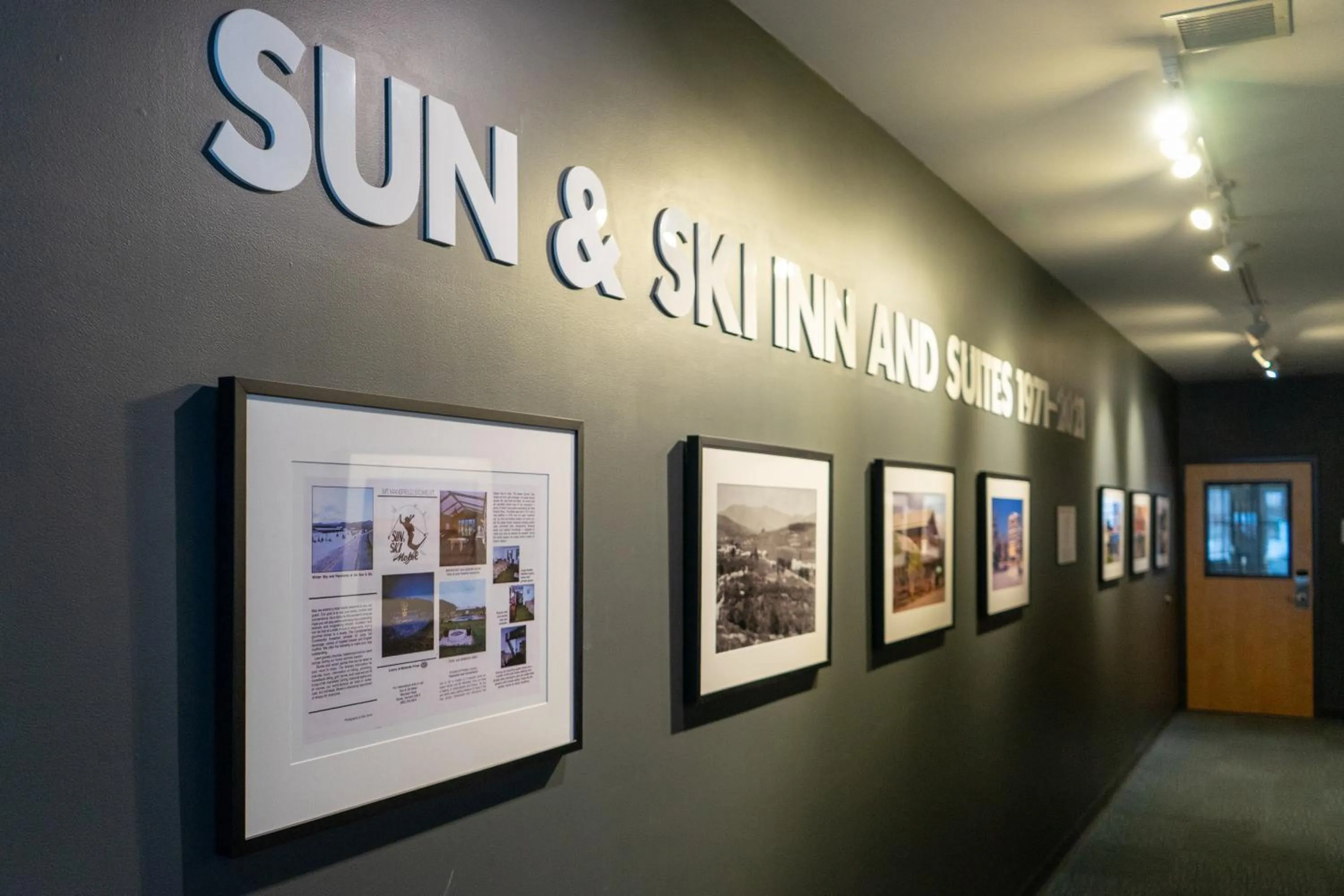 Lobby or reception in Sun & Ski Inn and Suites