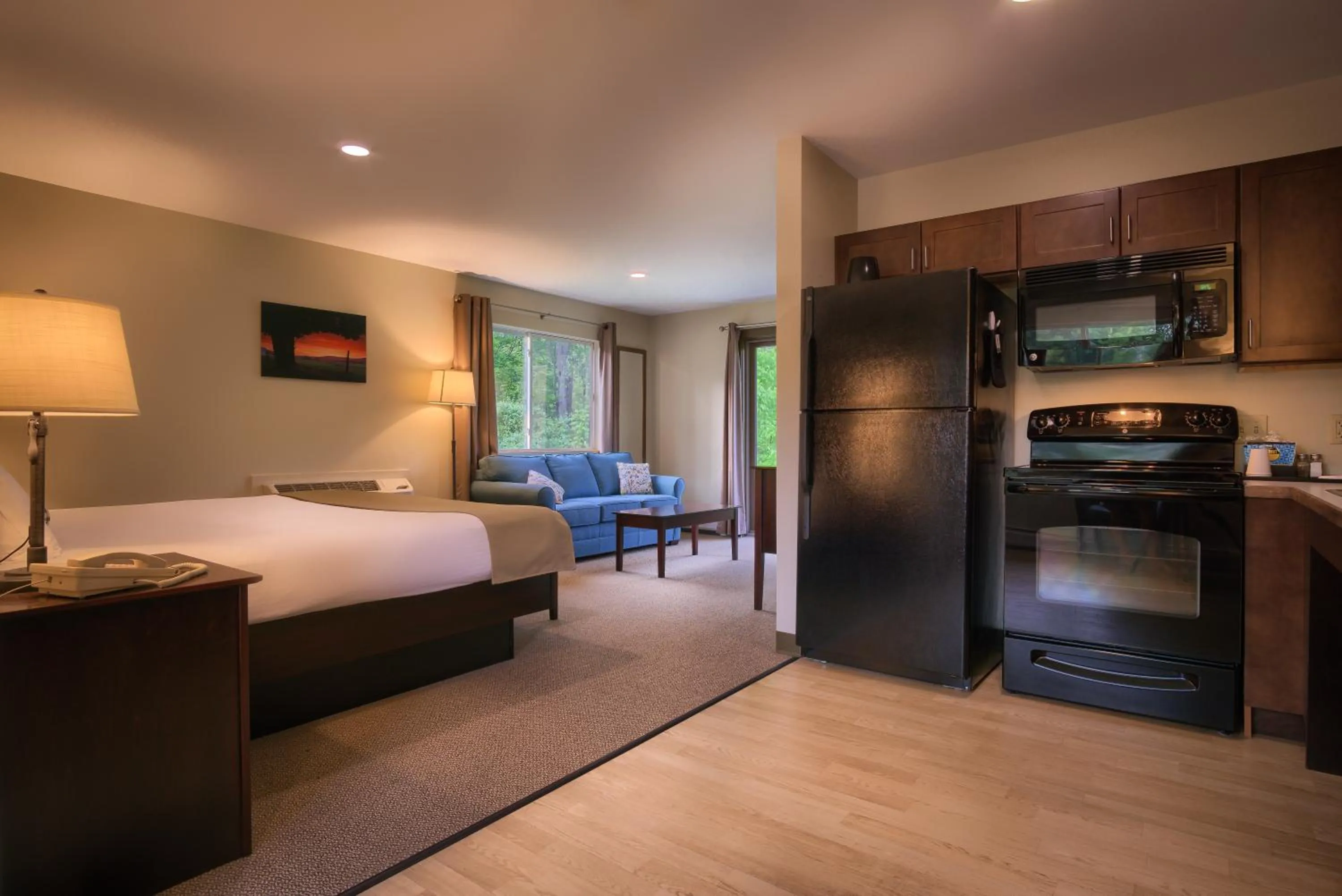 Photo of the whole room, Bed in Sun & Ski Inn and Suites