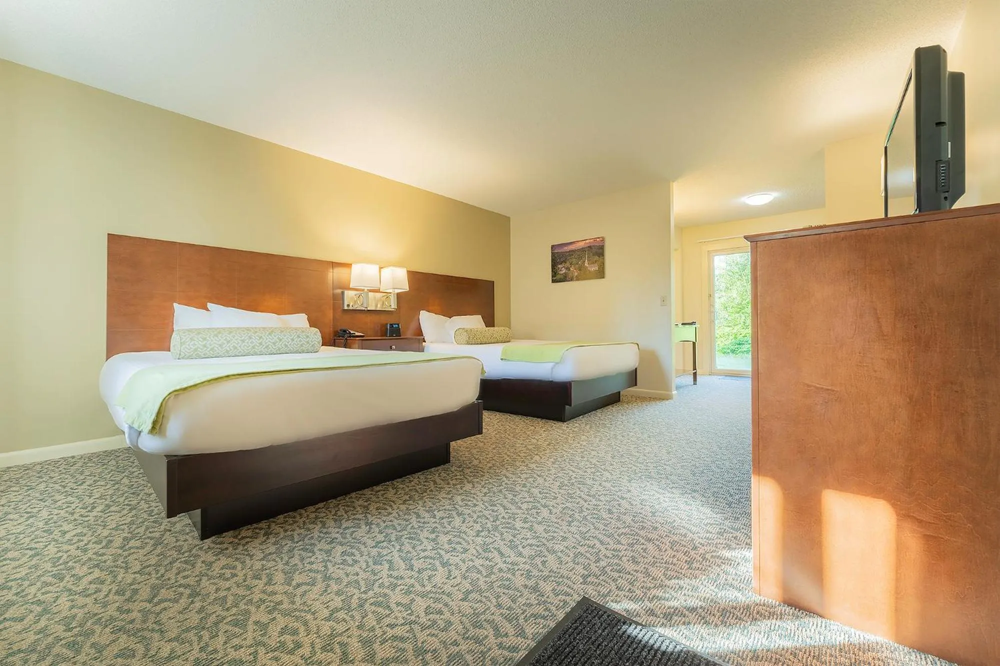 Bedroom, Bed in Sun & Ski Inn and Suites