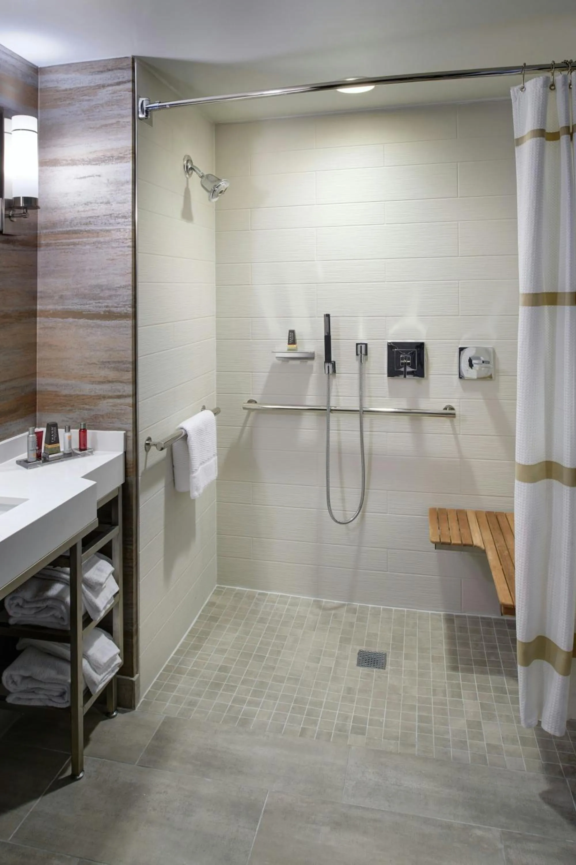 Bathroom in Auburn Hills Marriott Pontiac