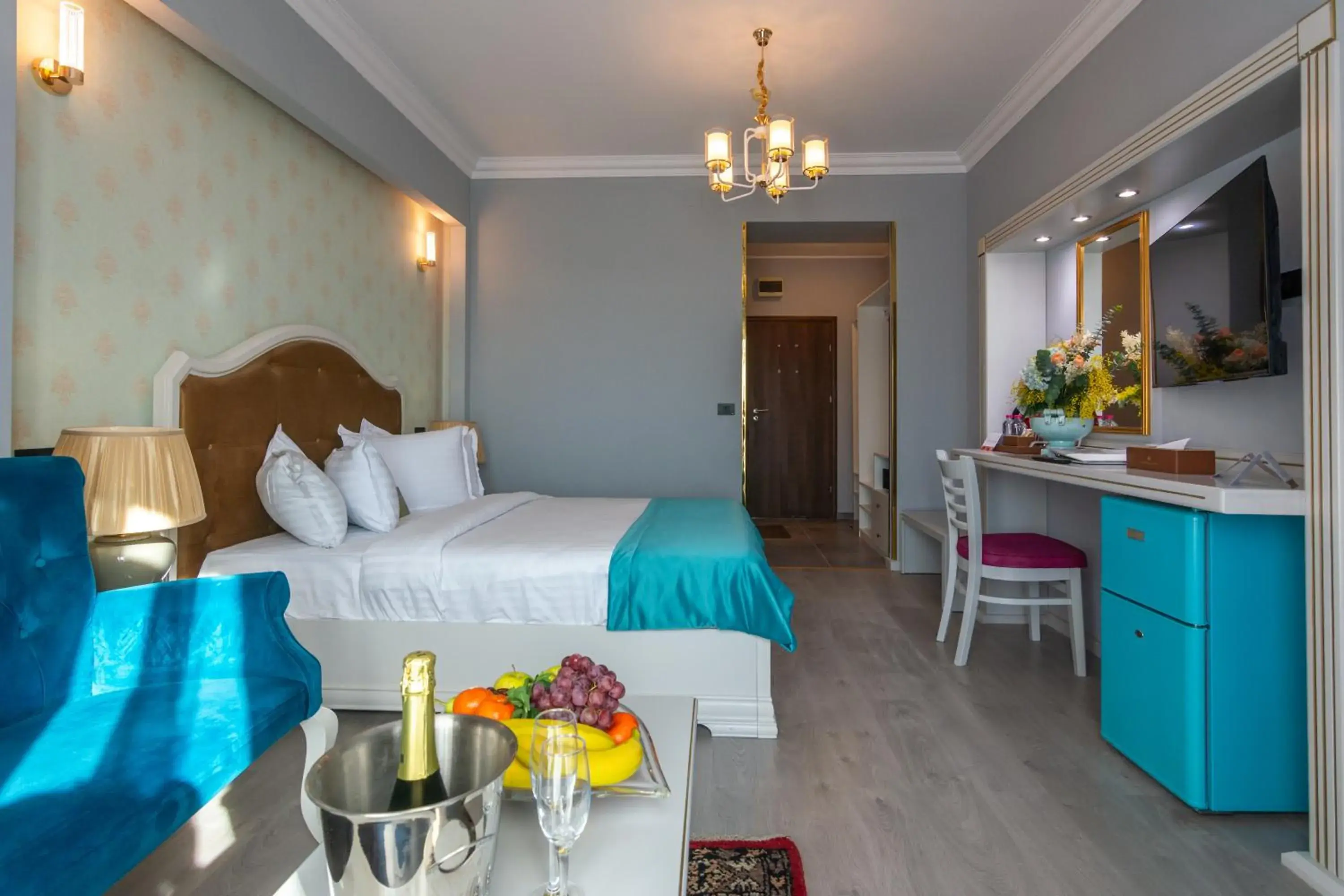 Bed in Phoenicia Express Hotel Bed in Phoenicia Express Hotel