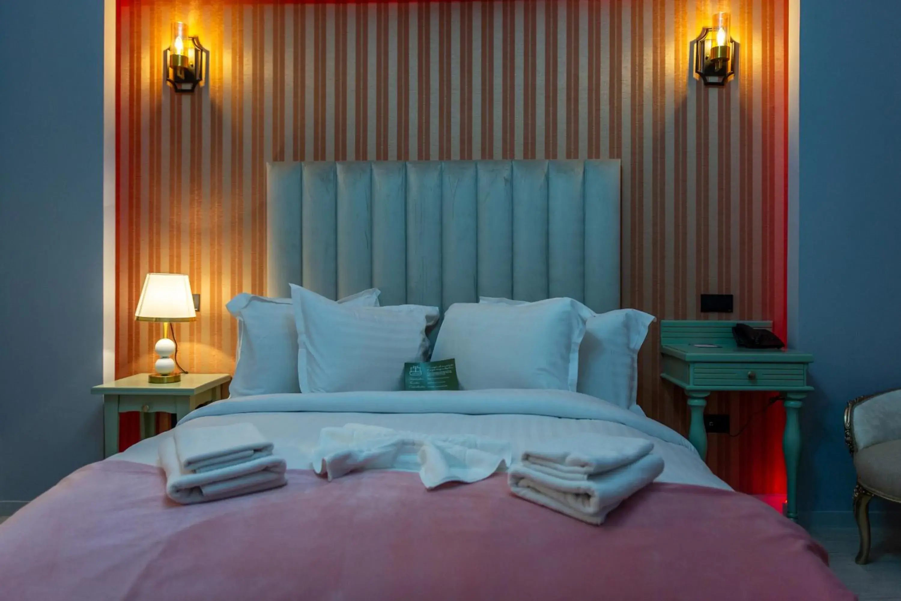 Bedroom, Bed in Phoenicia Express Hotel Bedroom, Bed in Phoenicia Express Hotel