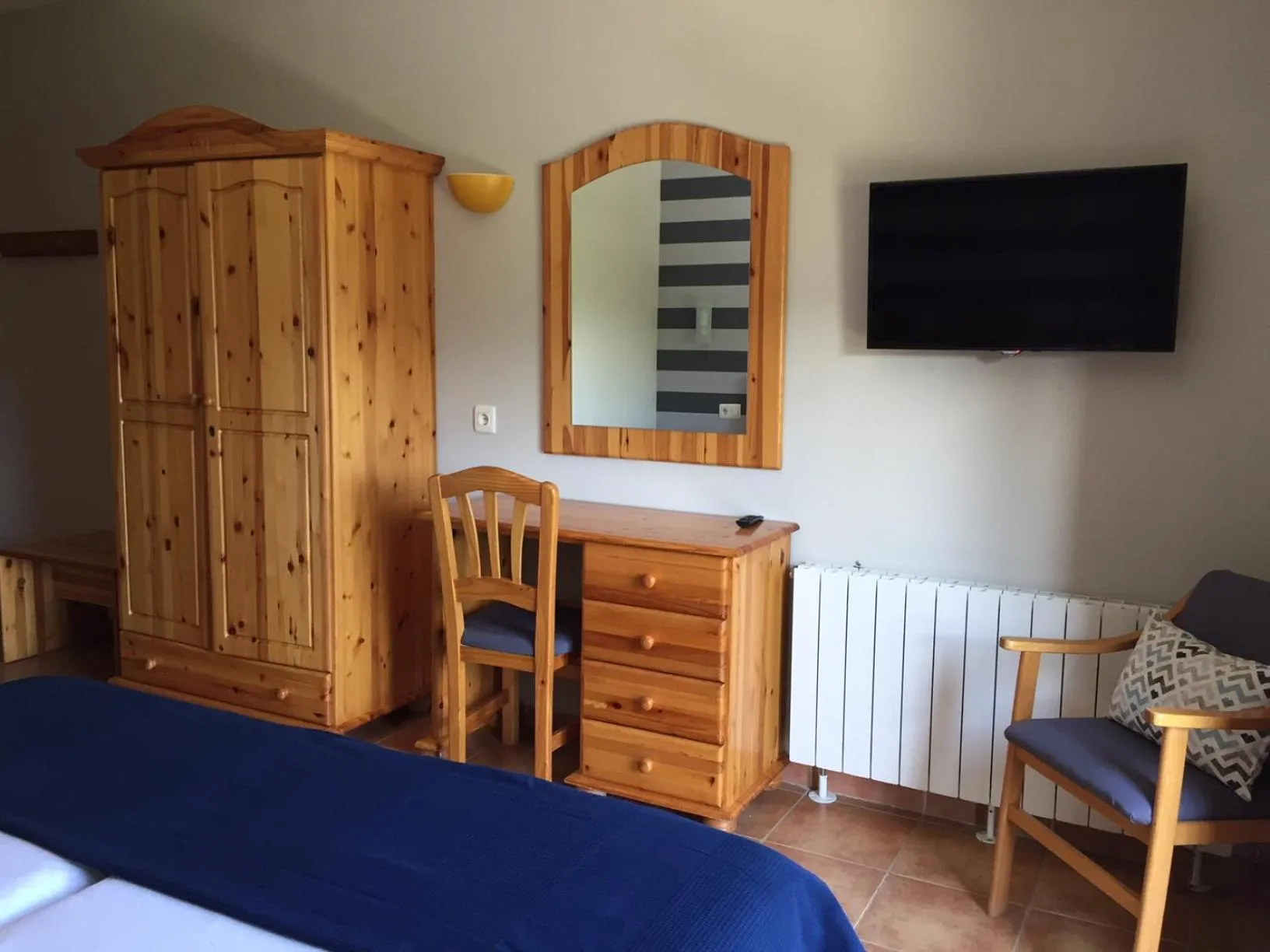 TV and multimedia, Bed in Hotel Supermolina