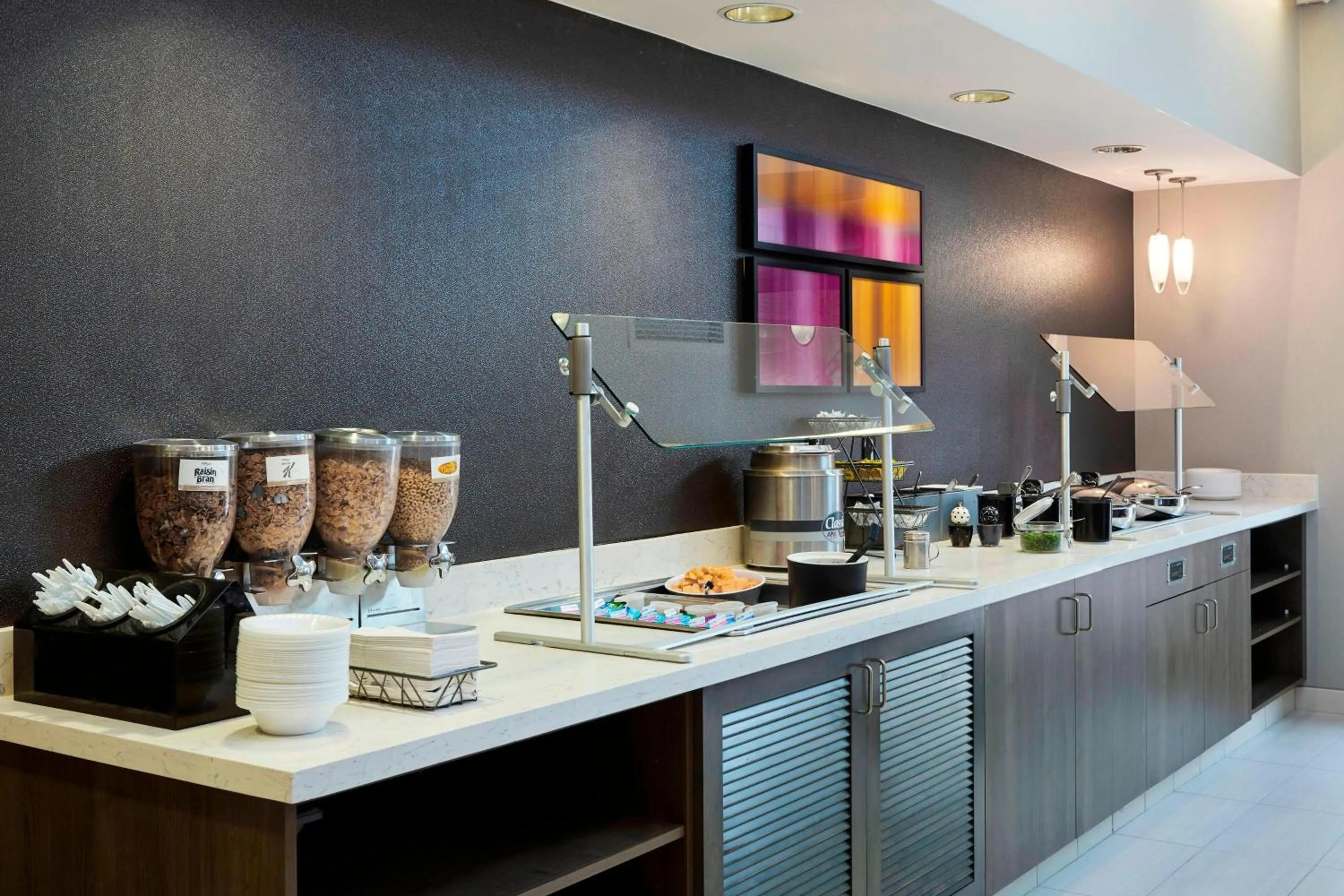 Breakfast in Residence Inn Detroit / Auburn Hills