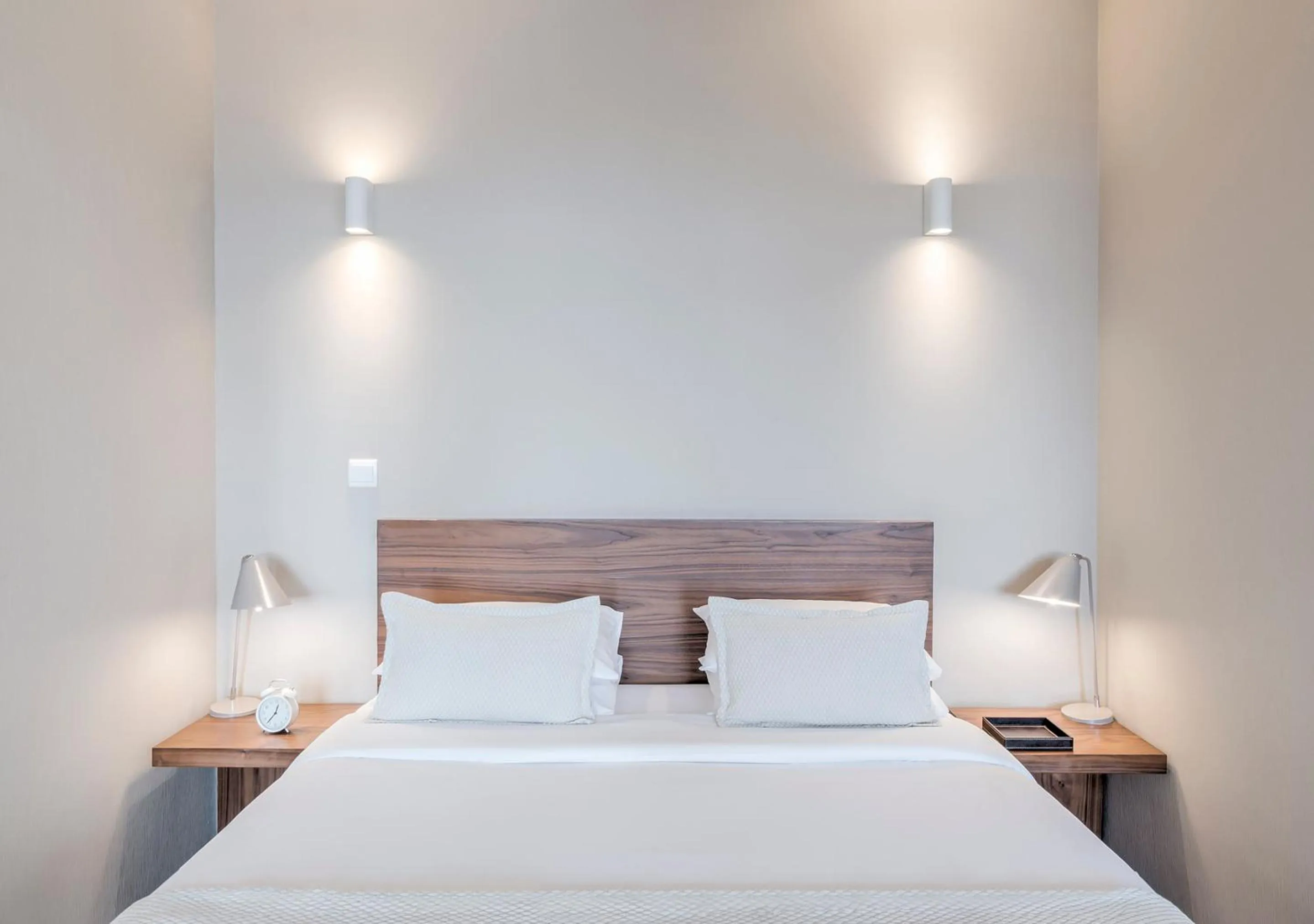 Bed in Oporto Street Sá de Noronha