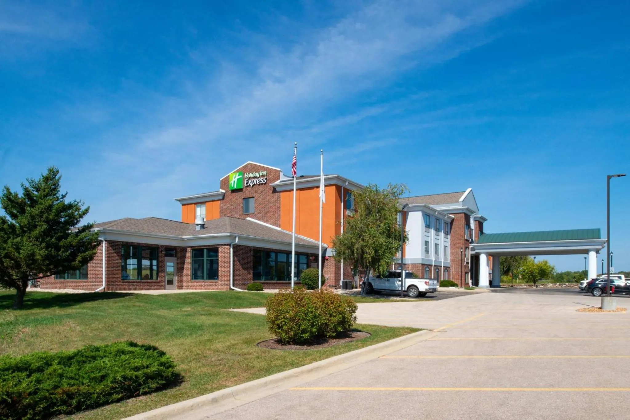 Property building in Holiday Inn Express Hotel & Suites Fort Atkinson by IHG