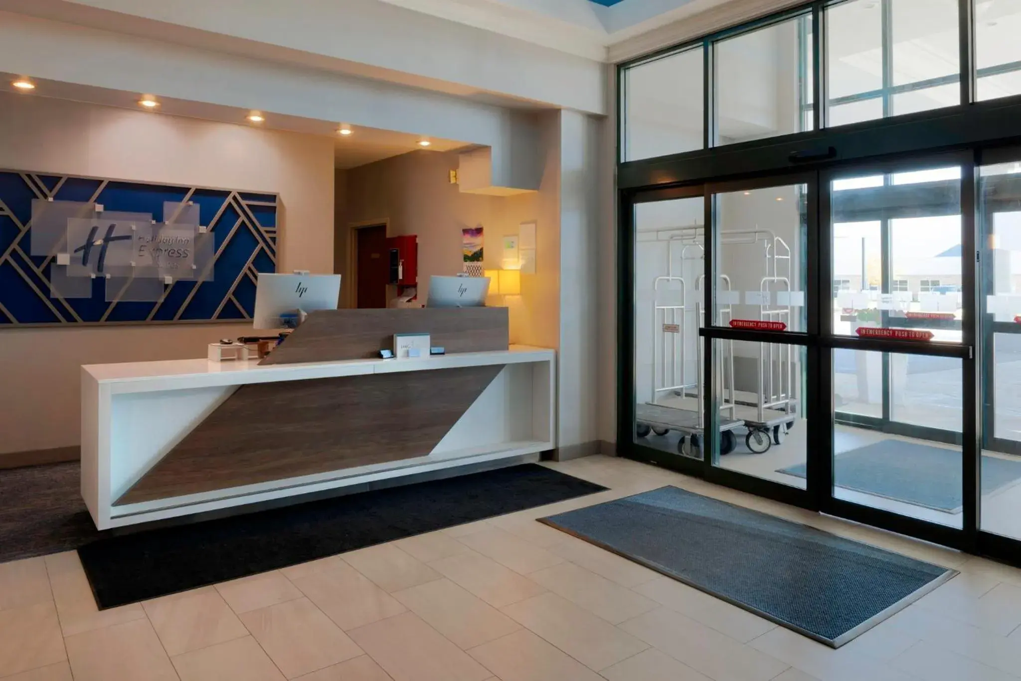 Property building in Holiday Inn Express Hotel & Suites Fort Atkinson by IHG Property building in Holiday Inn Express Hotel & Suites Fort Atkinson by IHG