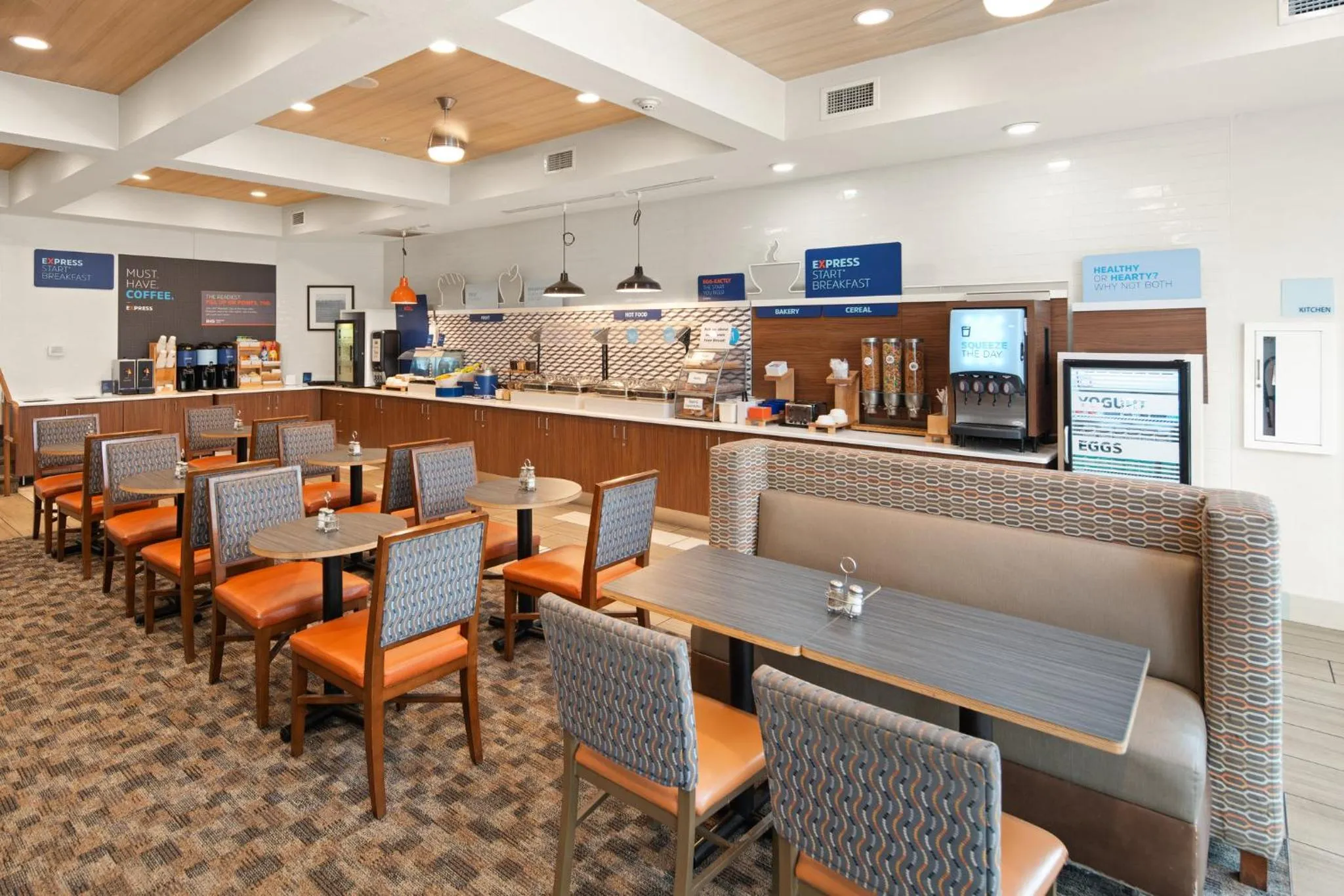 Breakfast in Holiday Inn Express Hotel & Suites Coeur D'Alene I-90 Exit 11 by IHG