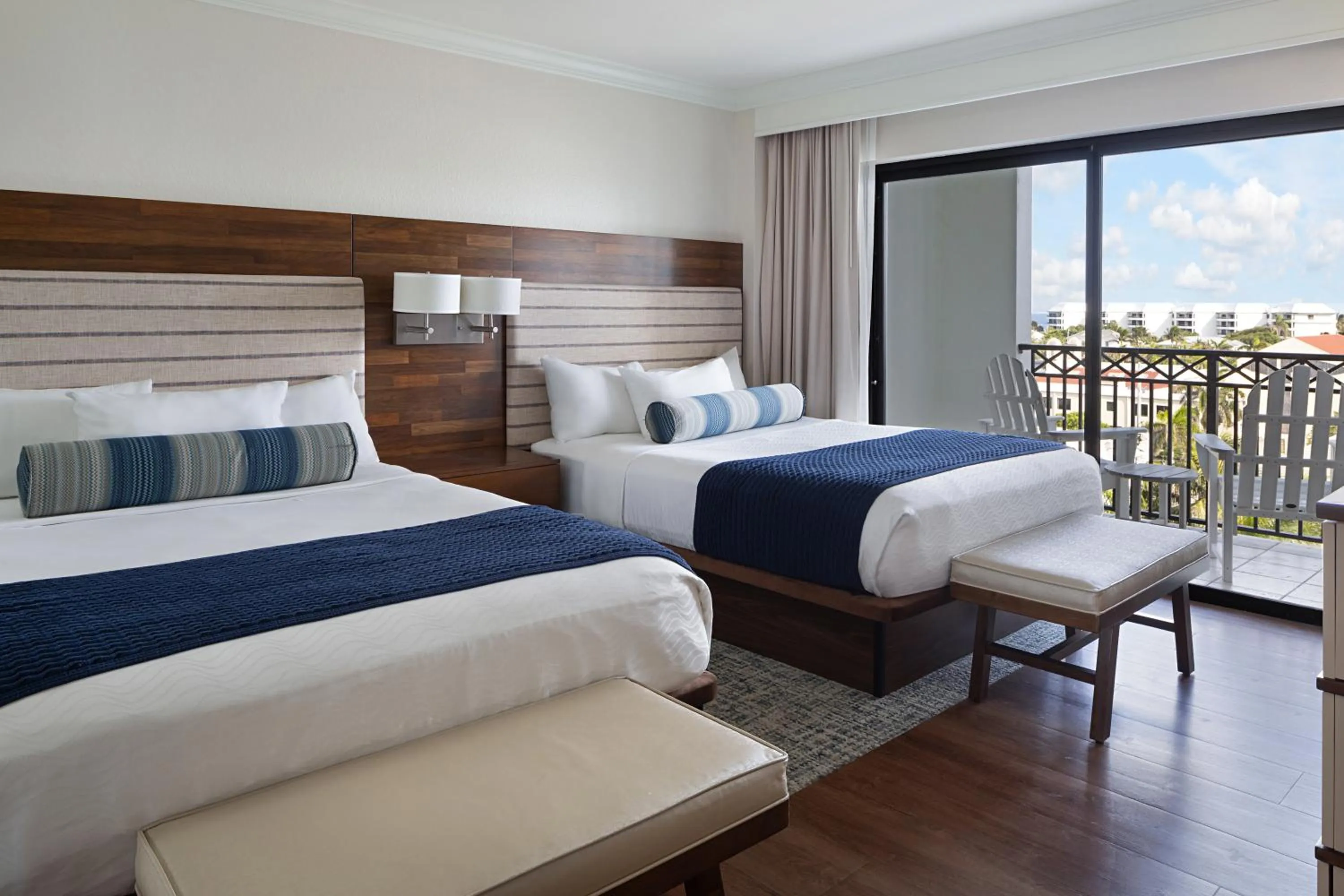 Bedroom, Bed in The Atlantic Suites on the Ave