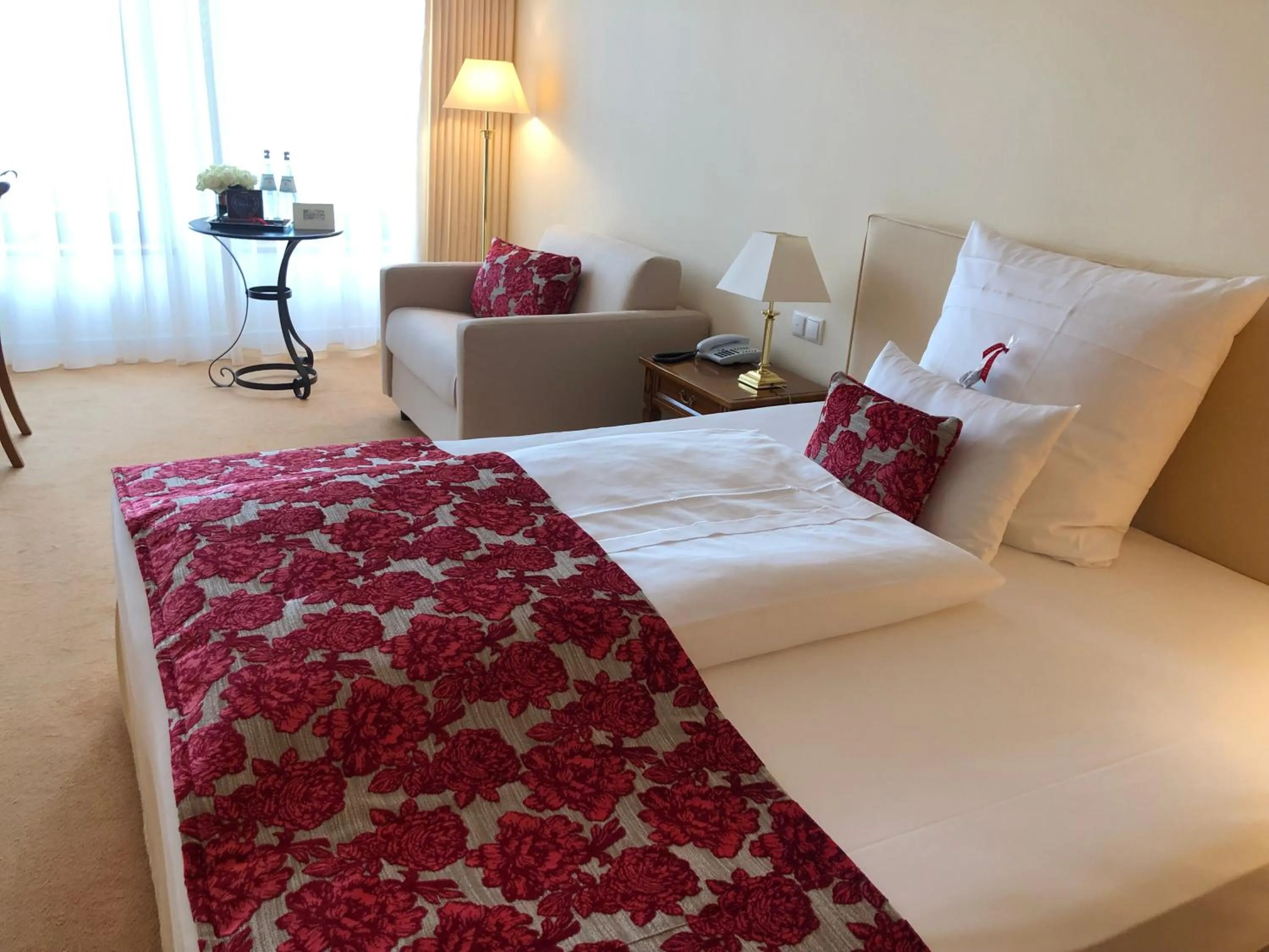 Photo of the whole room, Bed in Altstadthotel Messerschmitt