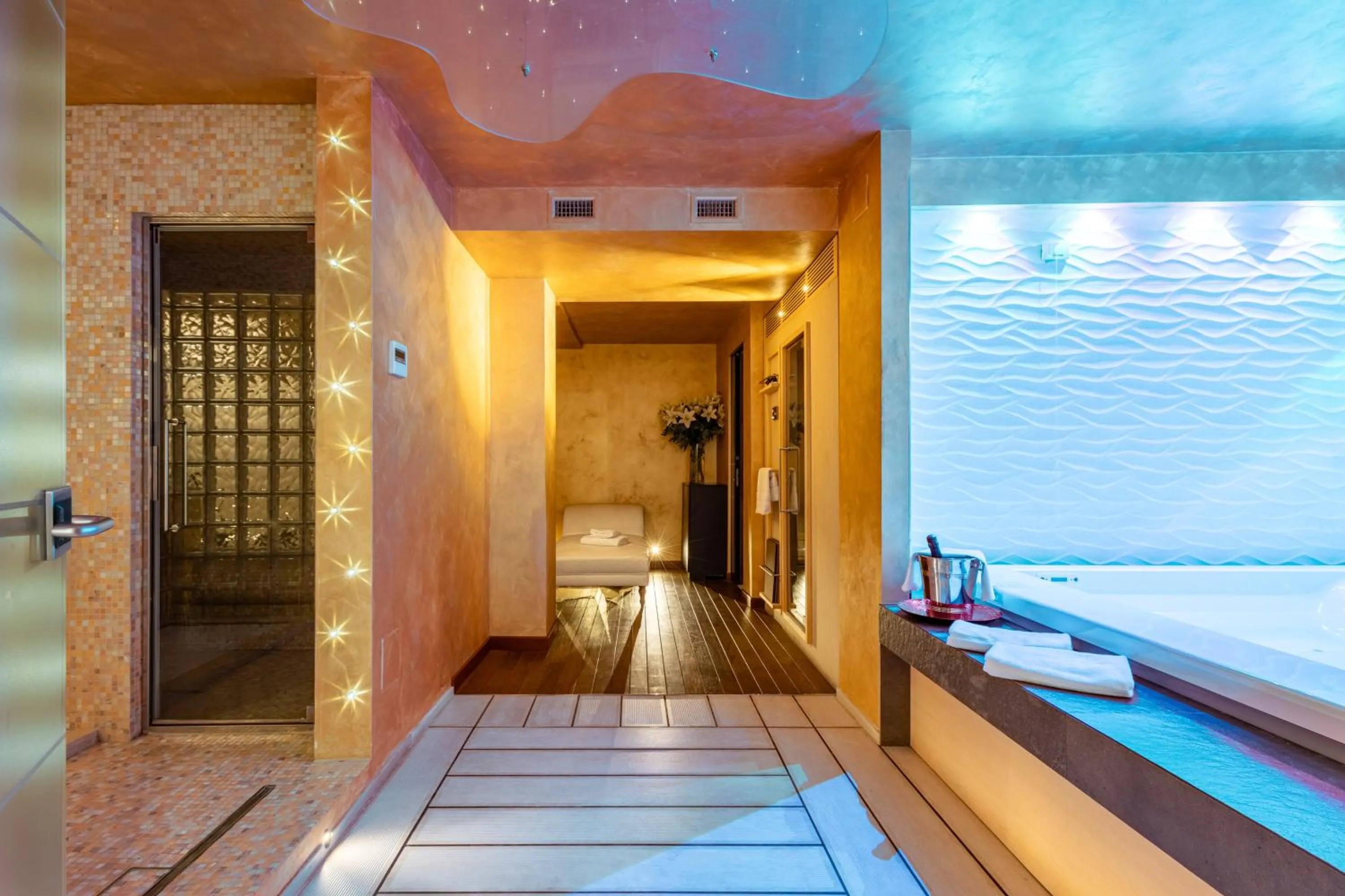 Spa and wellness centre/facilities in Ponte Vecchio Suites & Spa