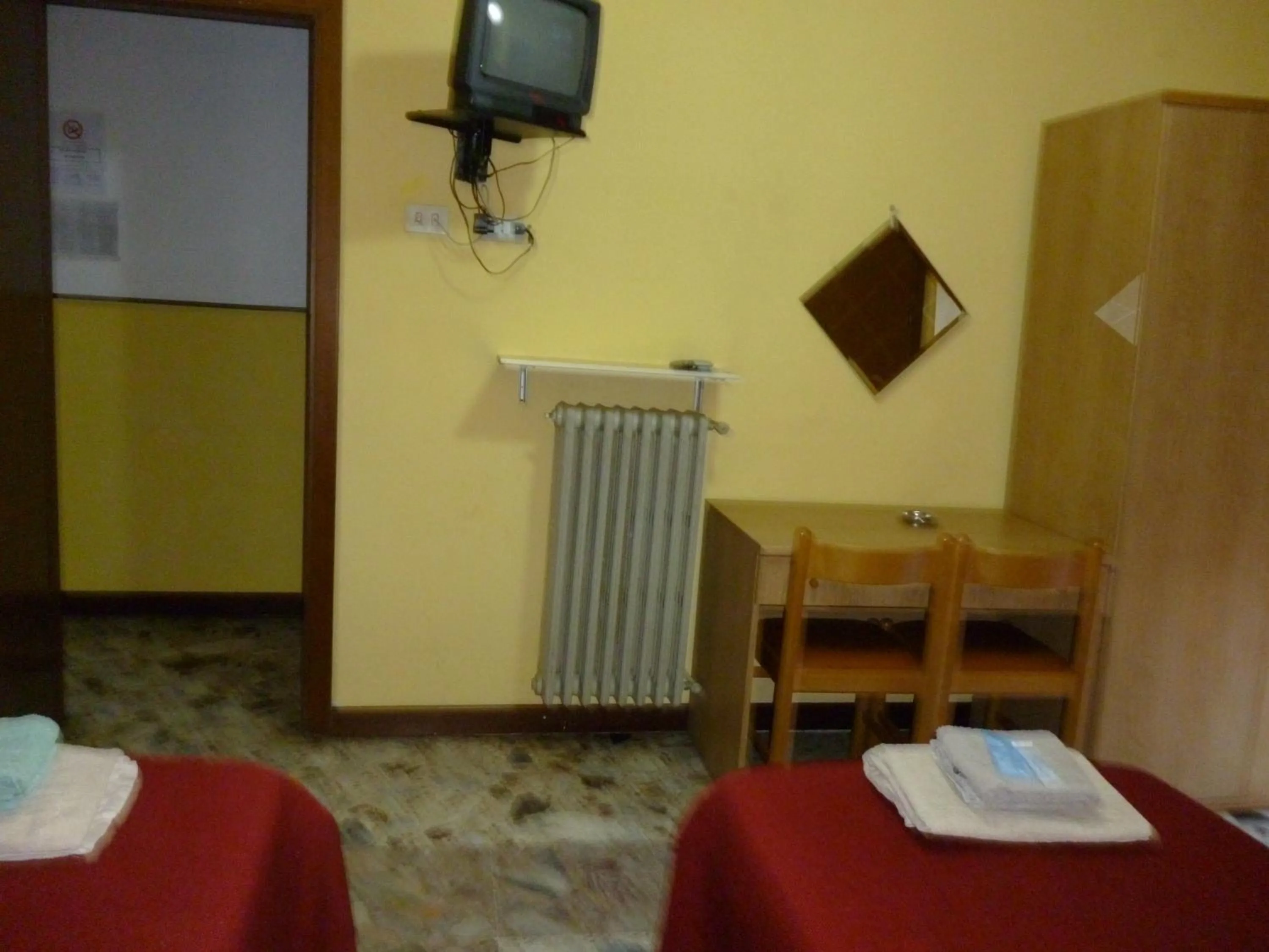 Decorative detail, Bed in Hotel San Giovanni