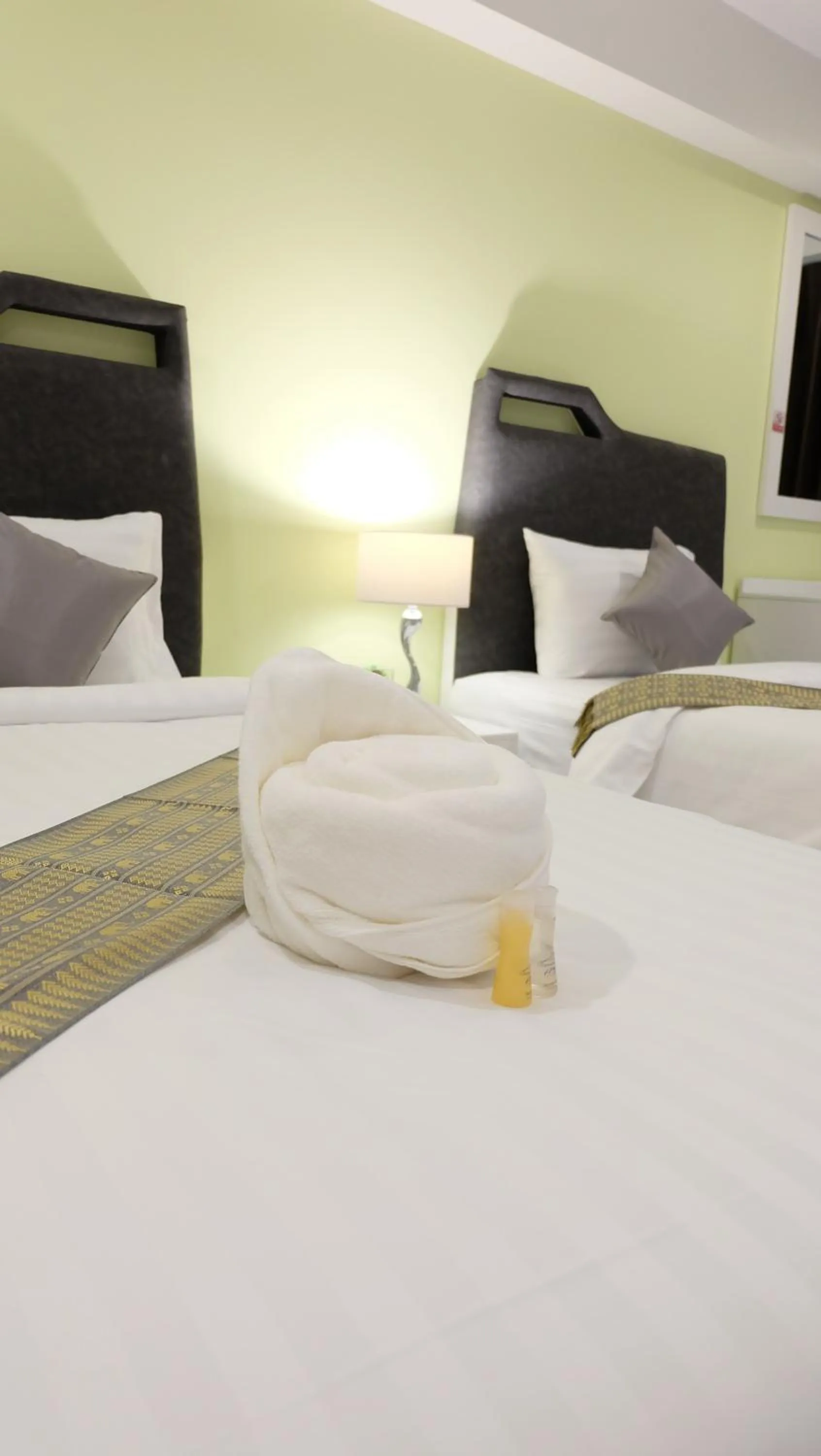 Deluxe Twin Room in Sunny Residence