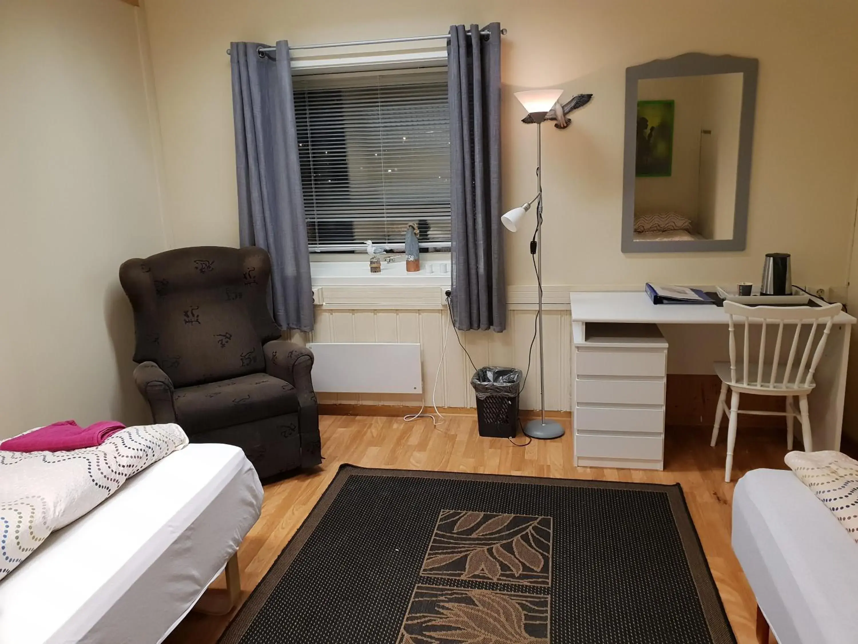 Twin Room with Shared Bathroom in Wilhelmsen Romutleie Twin Room with Shared Bathroom in Wilhelmsen Romutleie