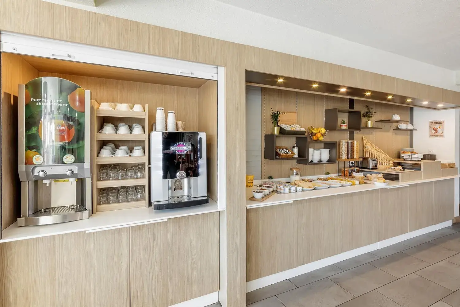 Breakfast in Comfort Hotel Lille Lomme Breakfast in Comfort Hotel Lille Lomme