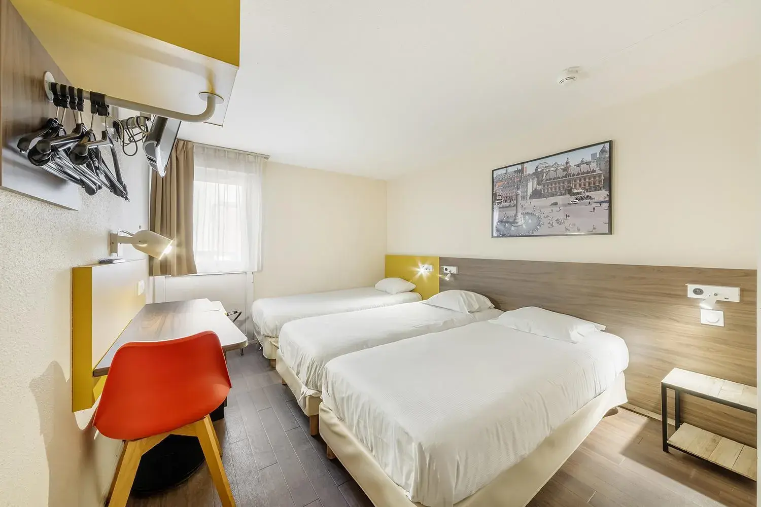 Bedroom, Bed in Comfort Hotel Lille Lomme Bedroom, Bed in Comfort Hotel Lille Lomme