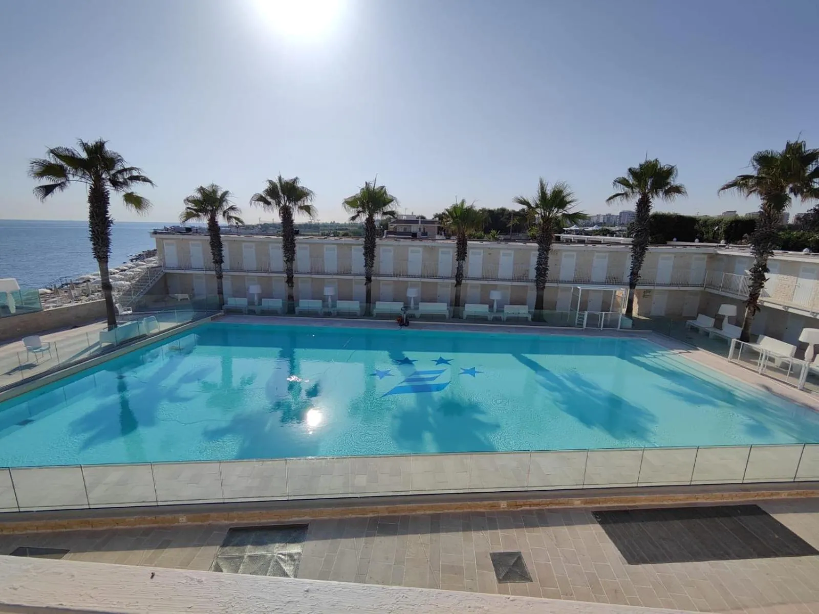Pool view in Hotel Lafayette
