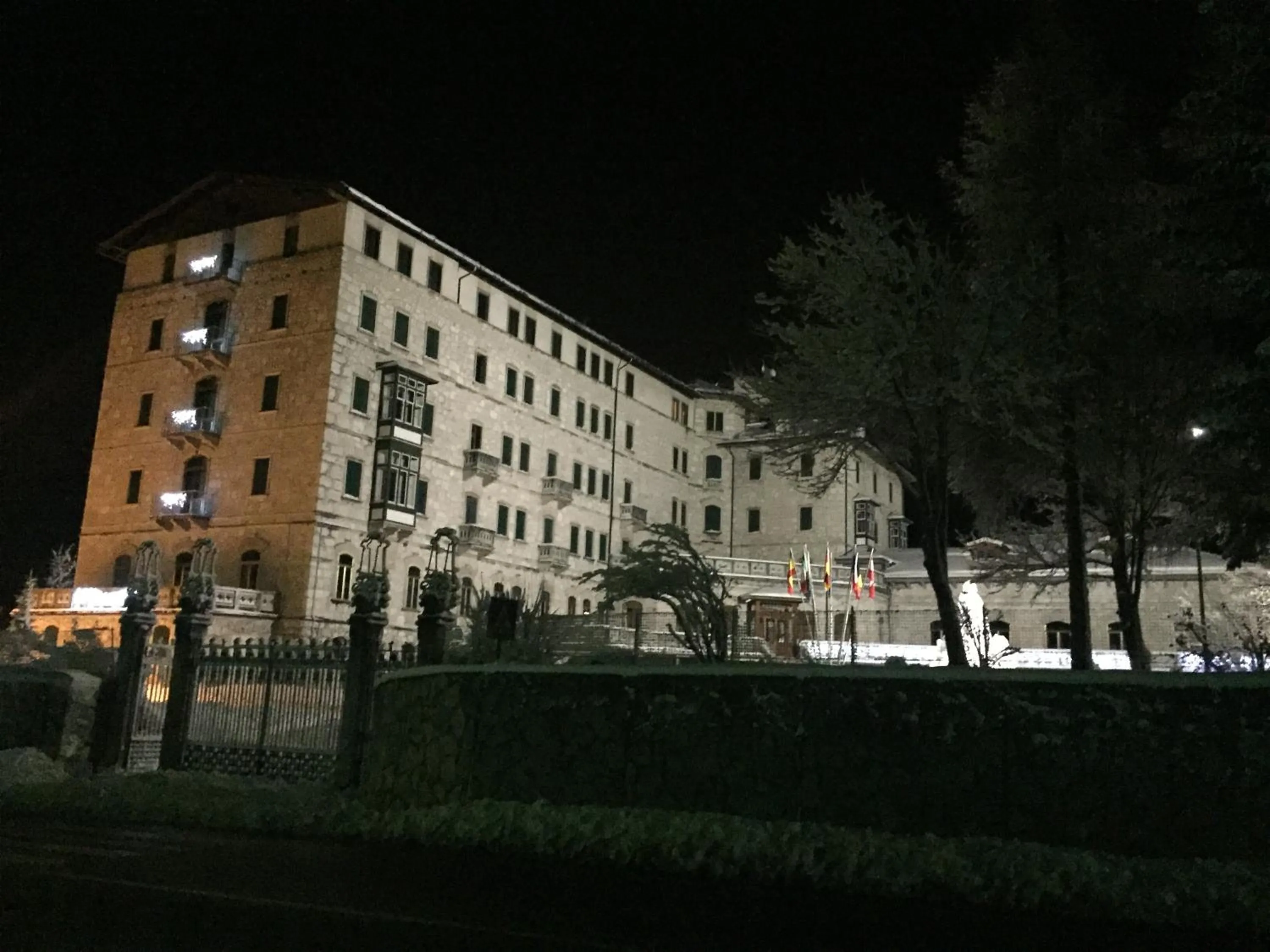 Property building in TH Borca di Cadore - Park Hotel Des Dolomites