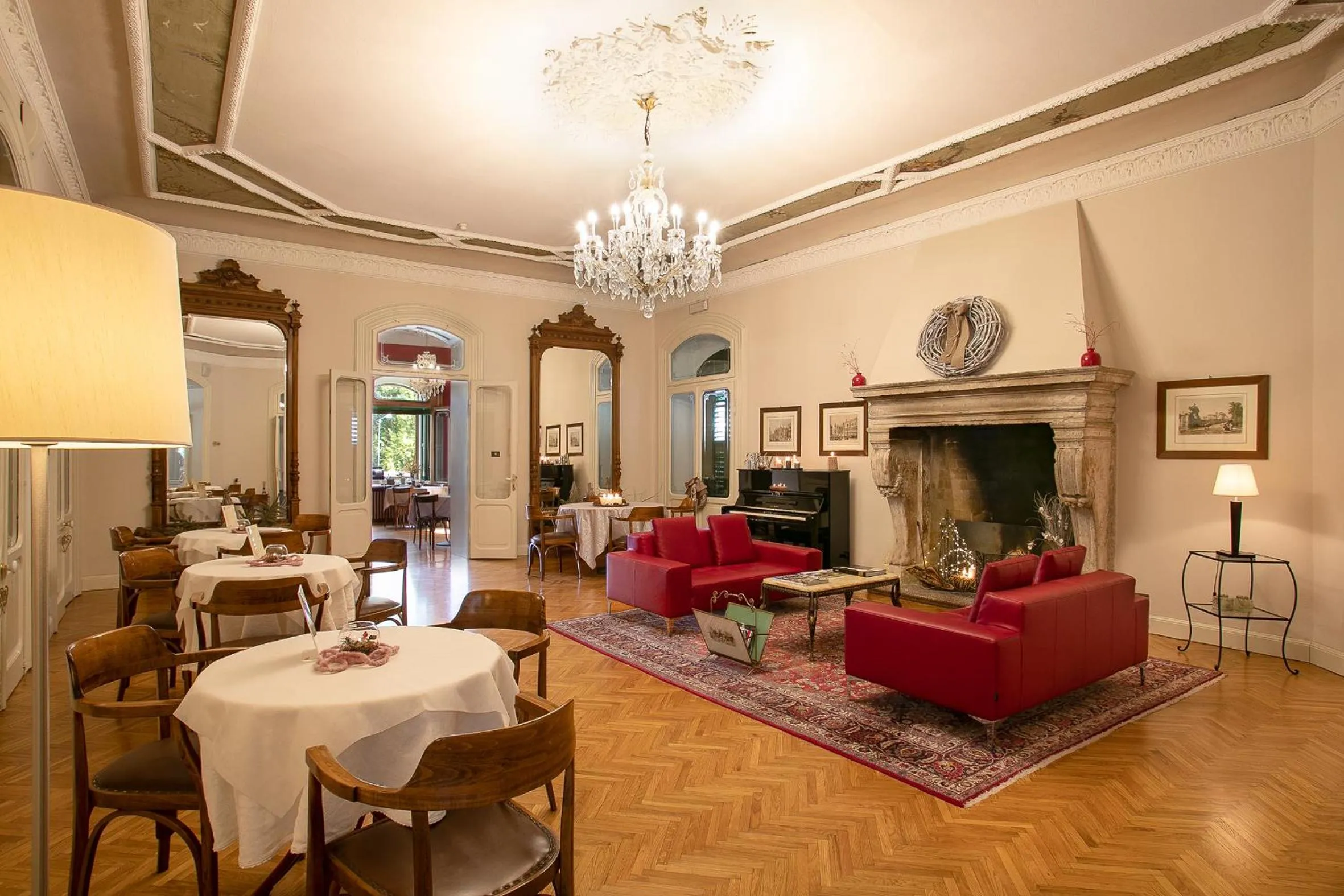 Communal lounge/ TV room in TH Borca di Cadore - Park Hotel Des Dolomites