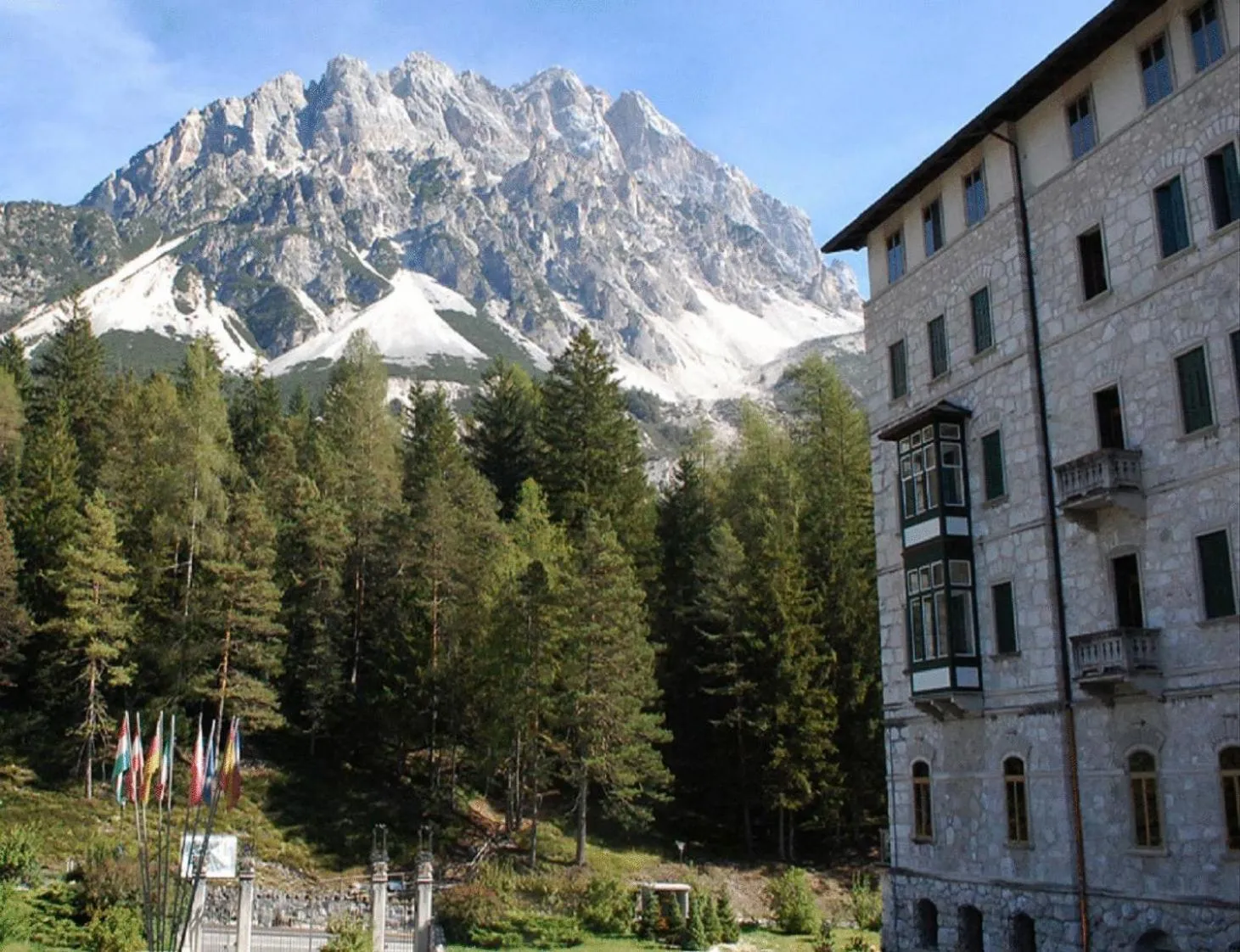 Facade/entrance in TH Borca di Cadore - Park Hotel Des Dolomites