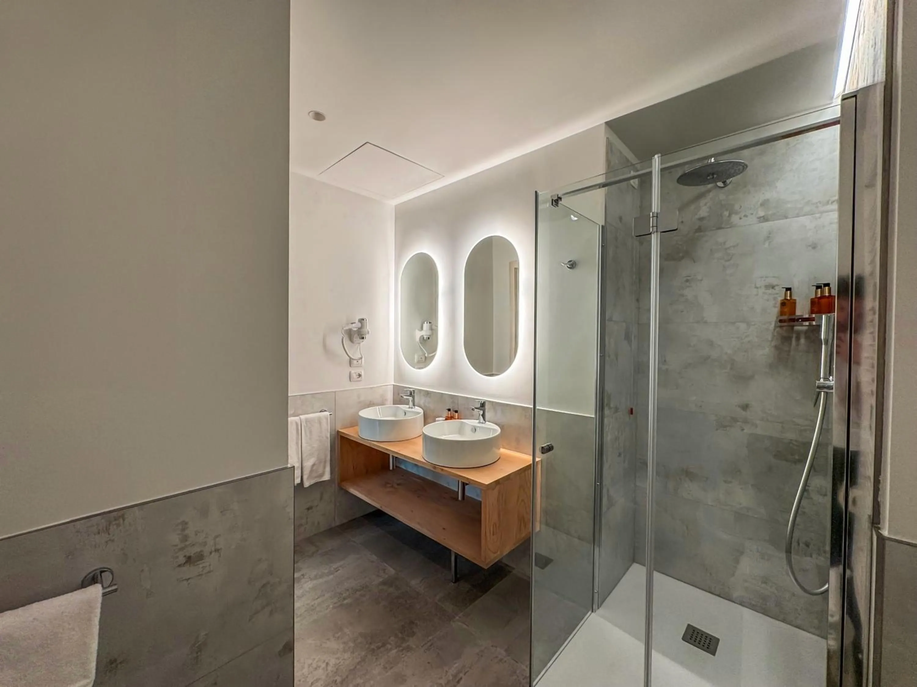 Bathroom in TH Borca di Cadore - Park Hotel Des Dolomites