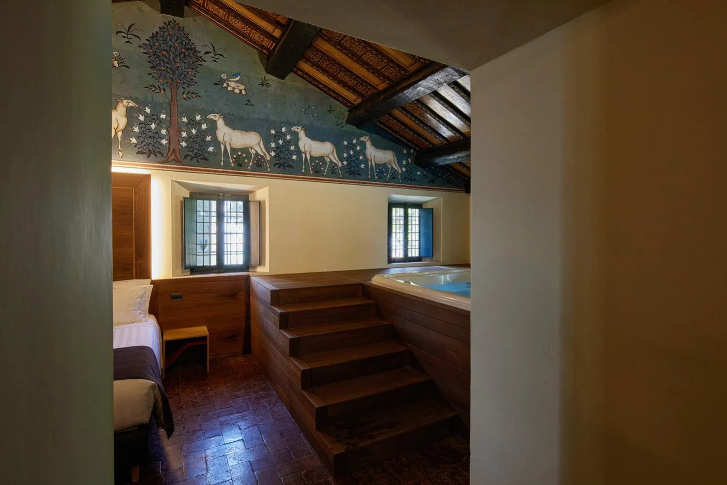 Photo of the whole room in La Loggia Historic Resort