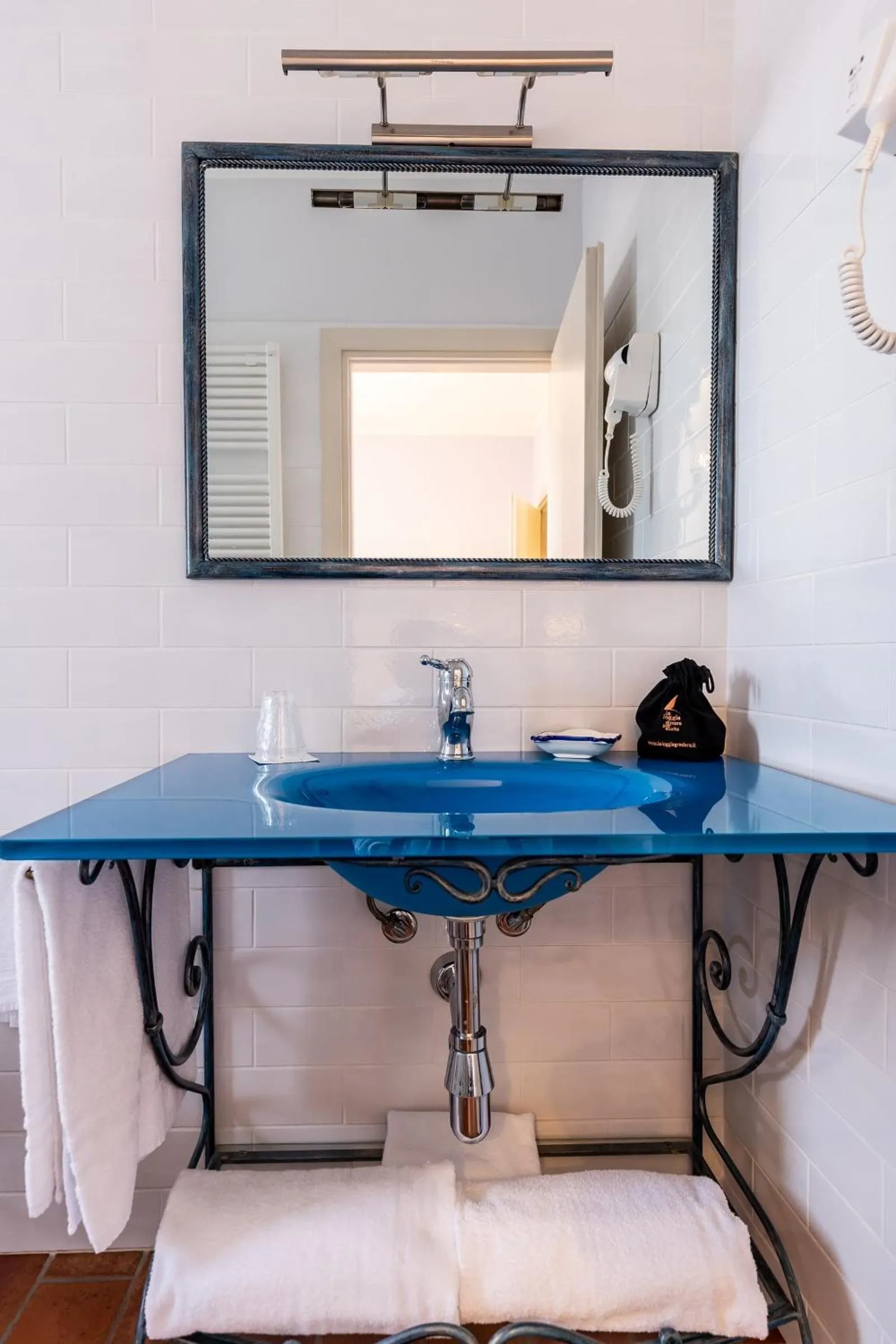 Bathroom in La Loggia Historic Resort