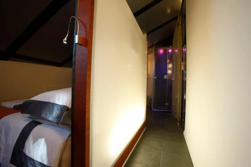 Bedroom, Bed in La Loggia Historic Resort