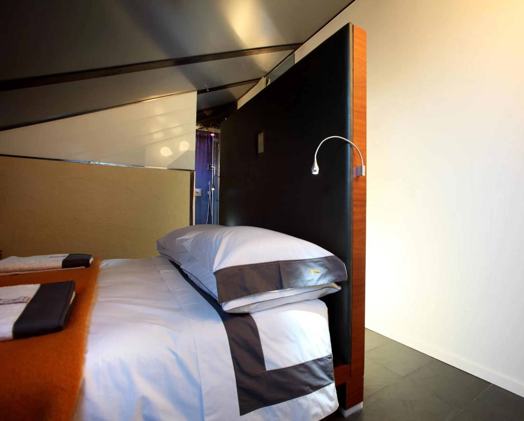 Bedroom, Bed in La Loggia Historic Resort