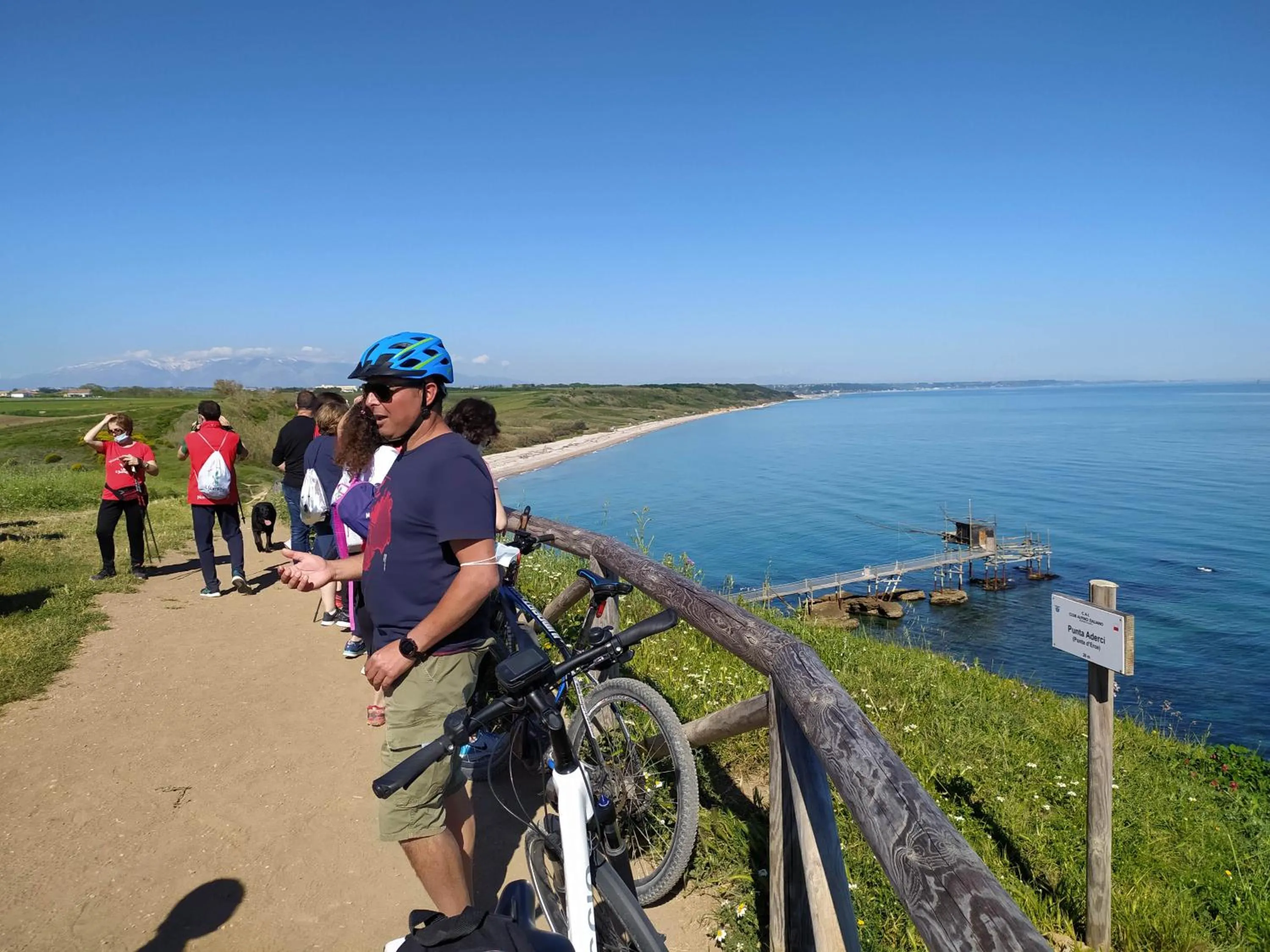 Cycling in Relais Il Giardino fra gli Ulivi - Oasi Panoramica Vista Mare