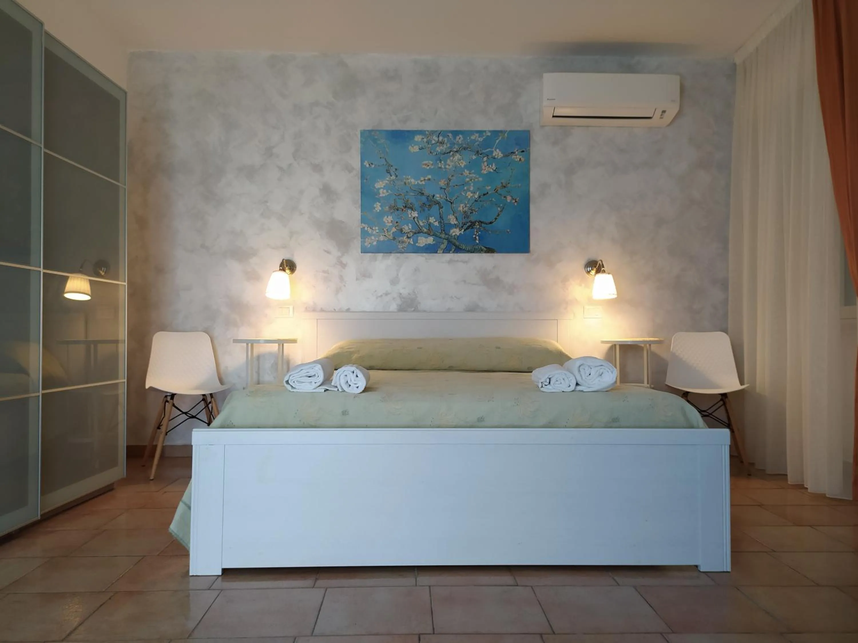 Bed in Relais Il Giardino fra gli Ulivi - Oasi Panoramica Vista Mare