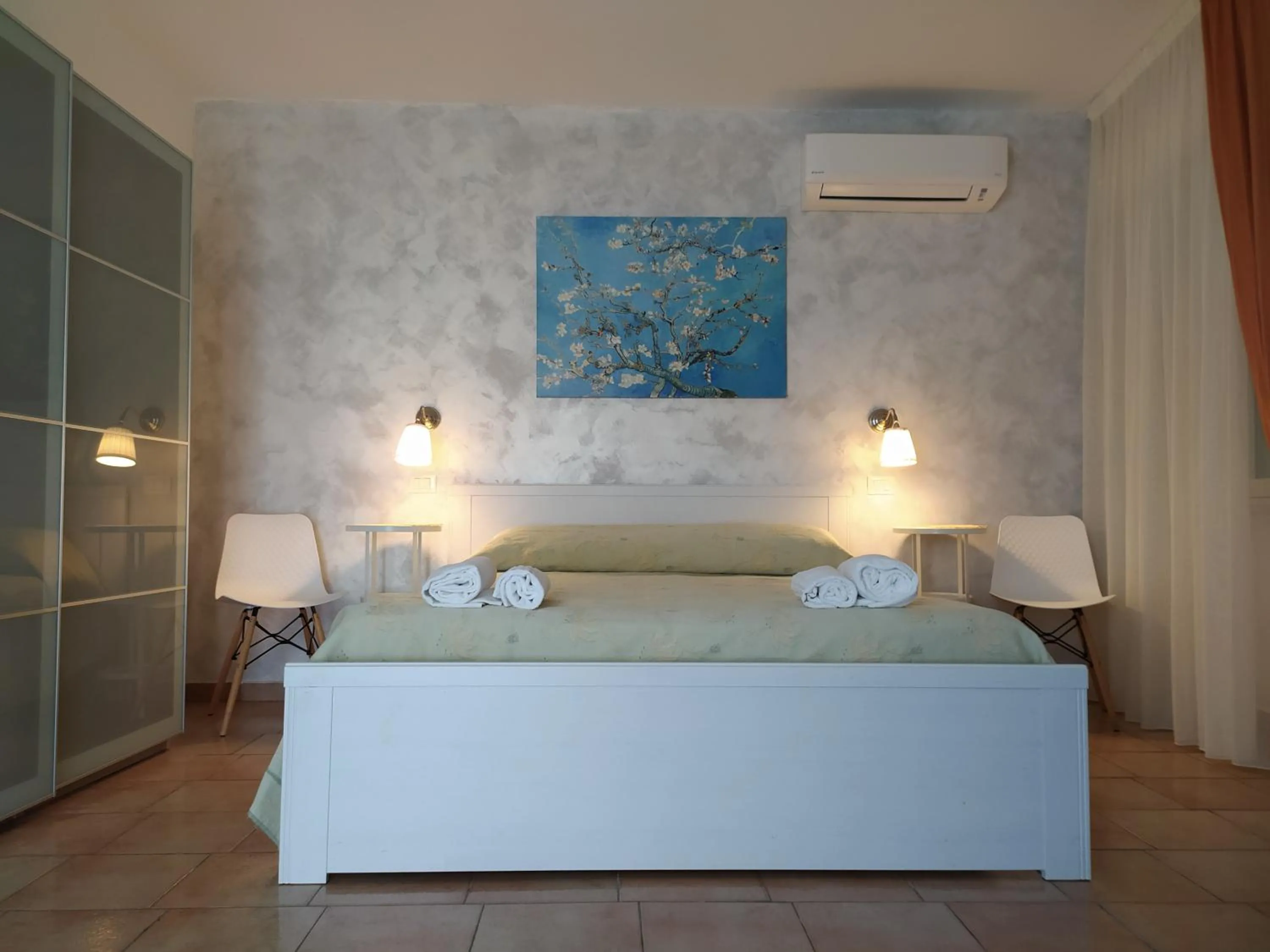 Bed in Relais Il Giardino fra gli Ulivi - Oasi Panoramica Vista Mare
