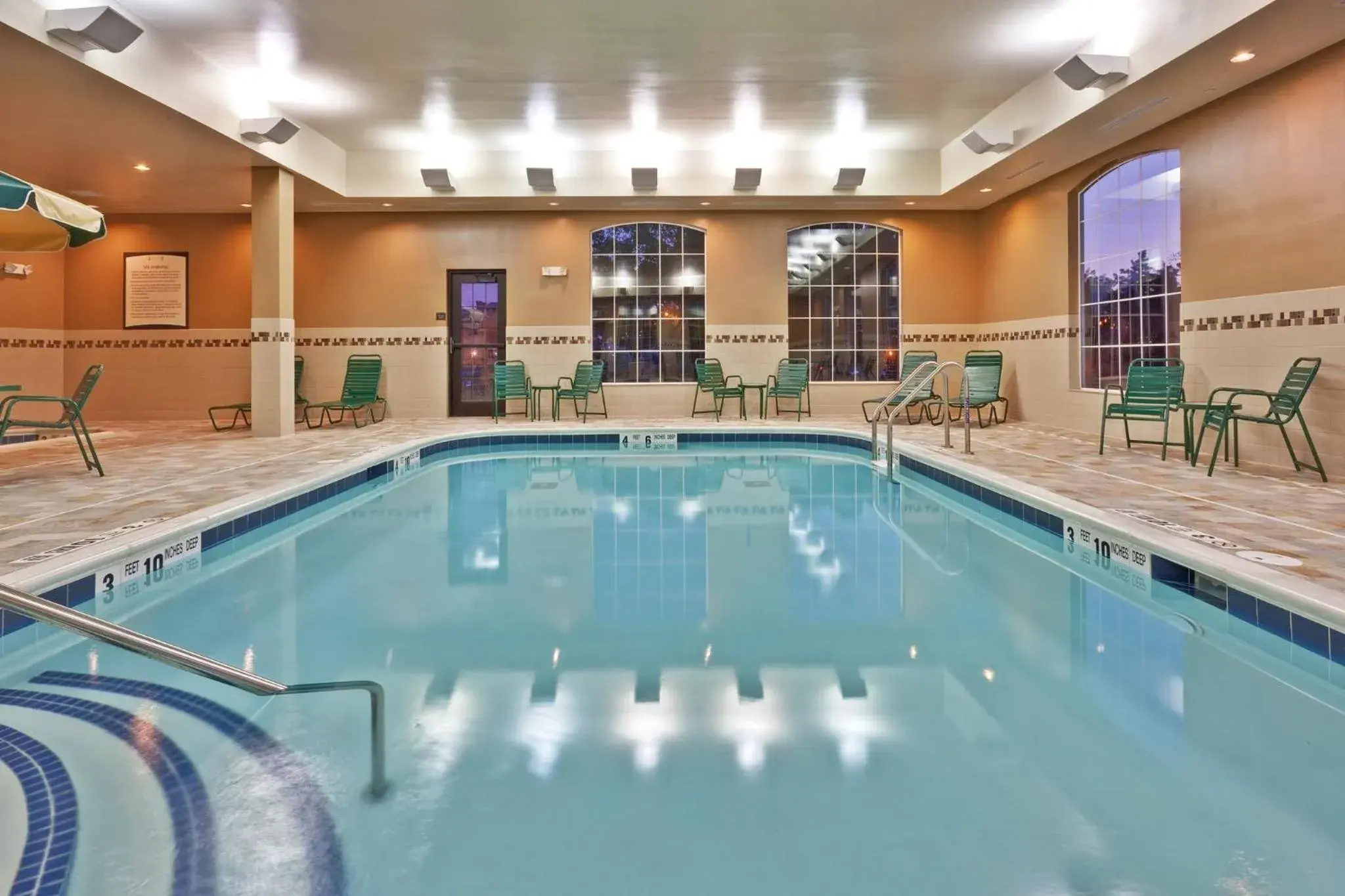 Swimming pool in Staybridge Suites Rochester University by IHG Swimming pool in Staybridge Suites Rochester University by IHG