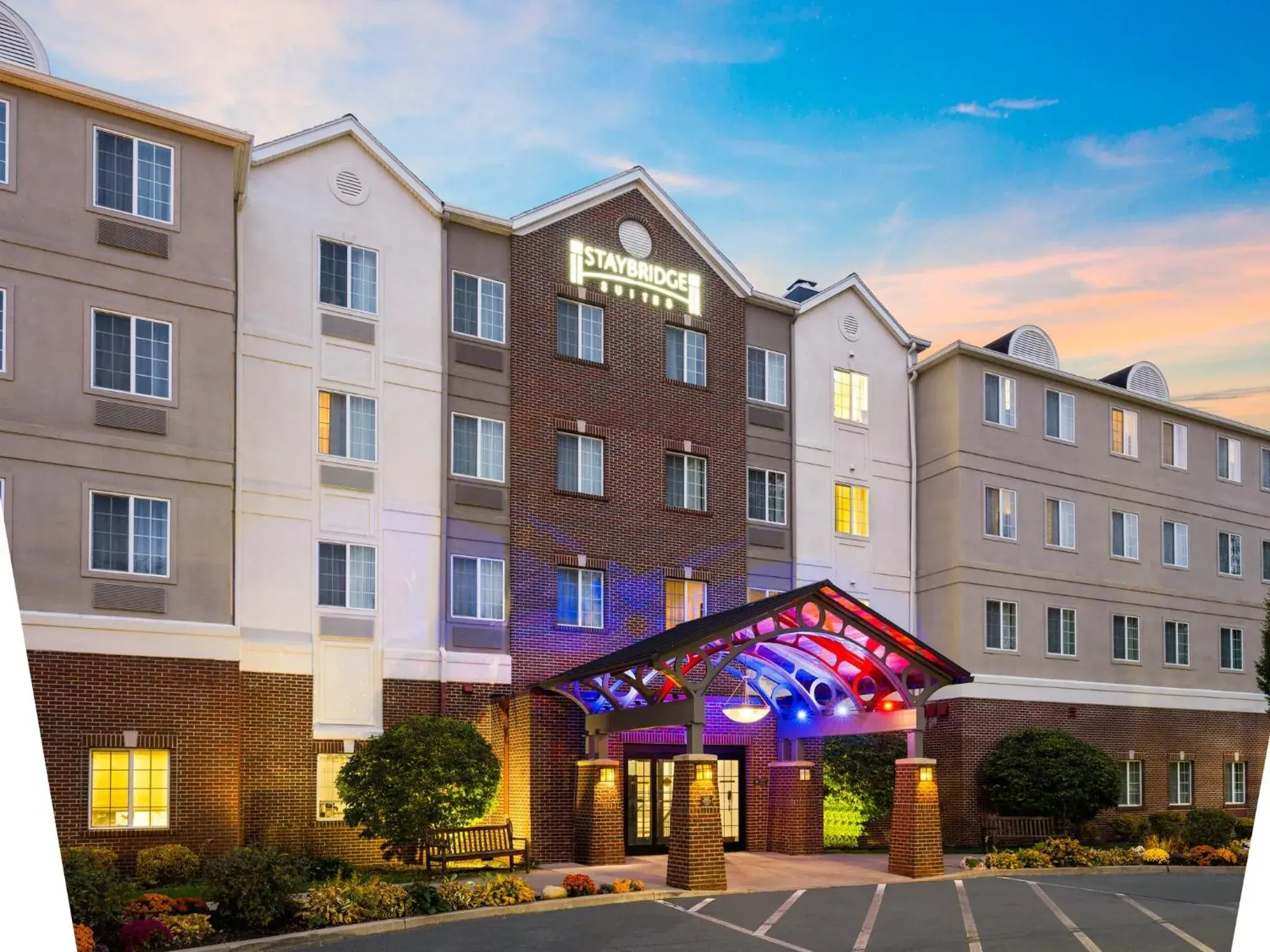 Property building in Staybridge Suites Rochester University by IHG Property building in Staybridge Suites Rochester University by IHG