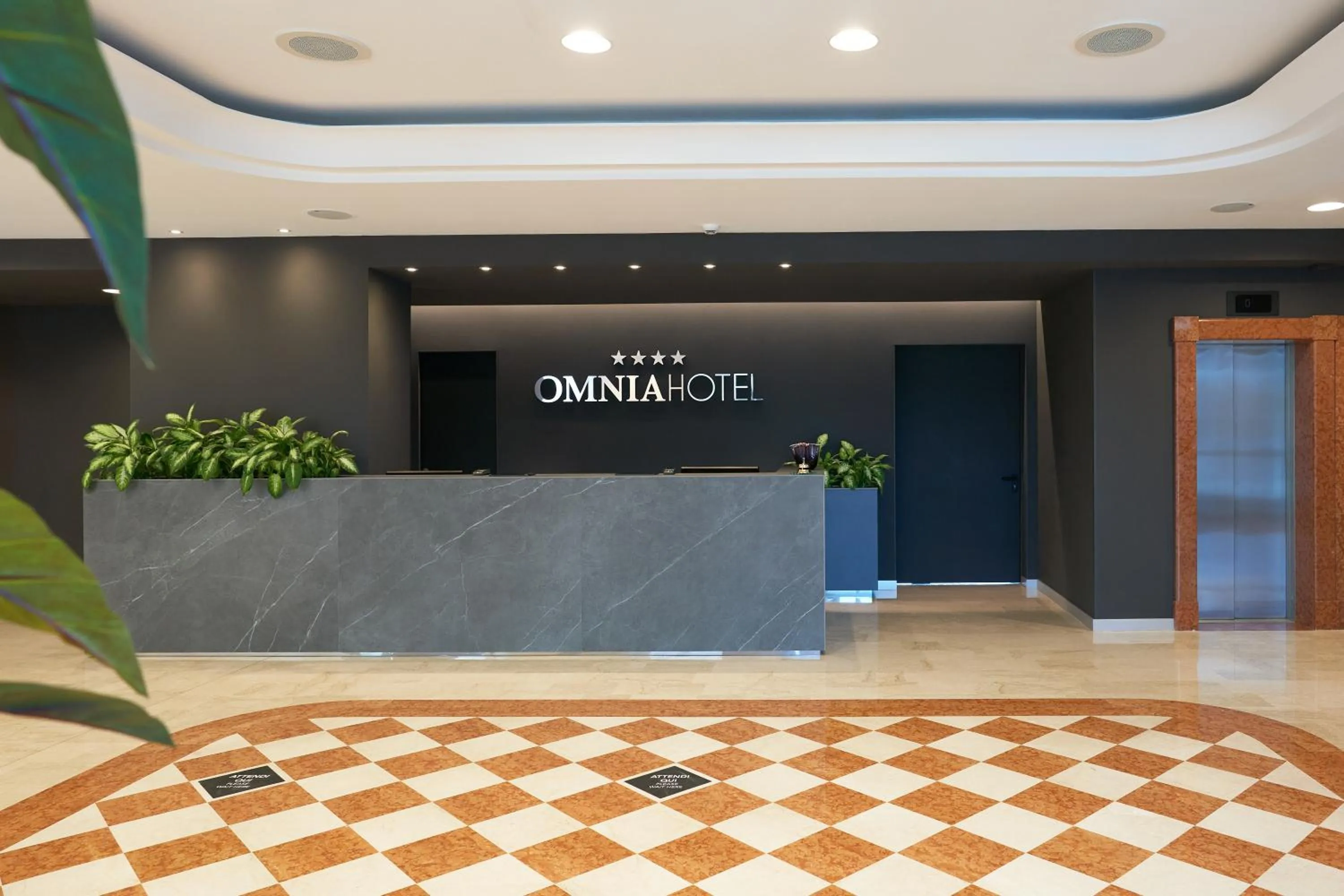 Lobby or reception in Hotel Omnia