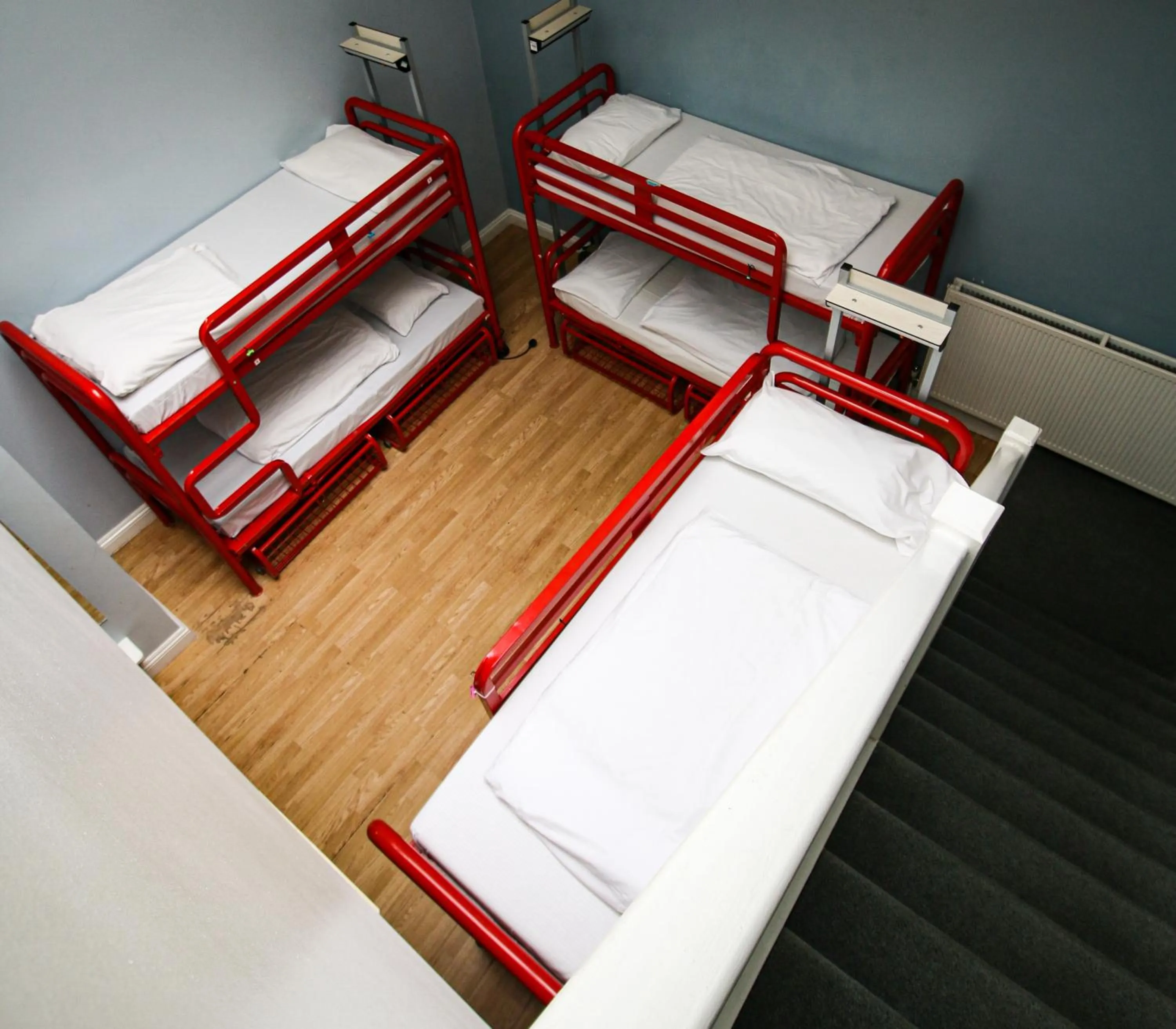 Bedroom, Bed in Astor Hyde Park Hostel