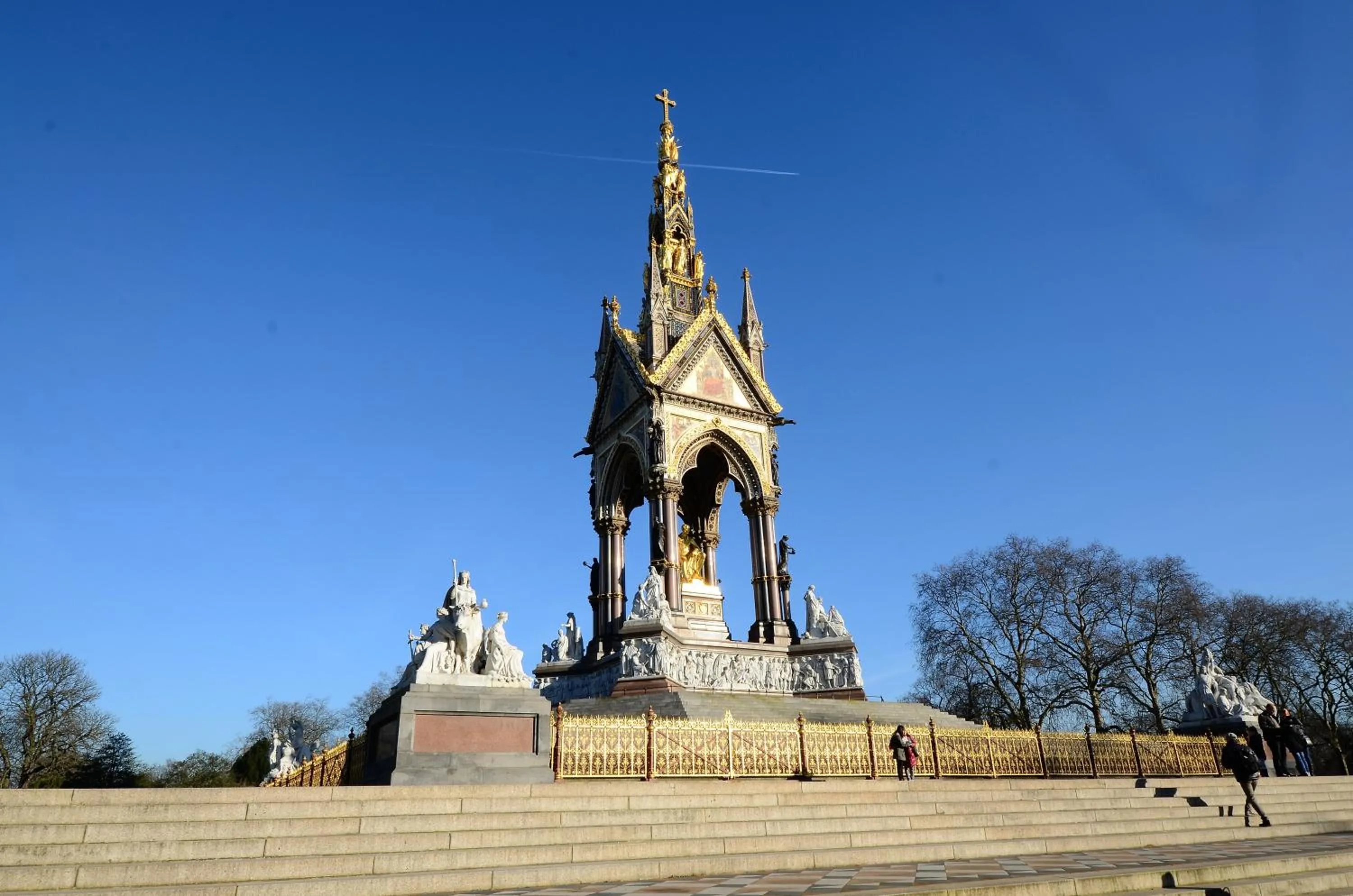 Nearby landmark in Astor Hyde Park Hostel