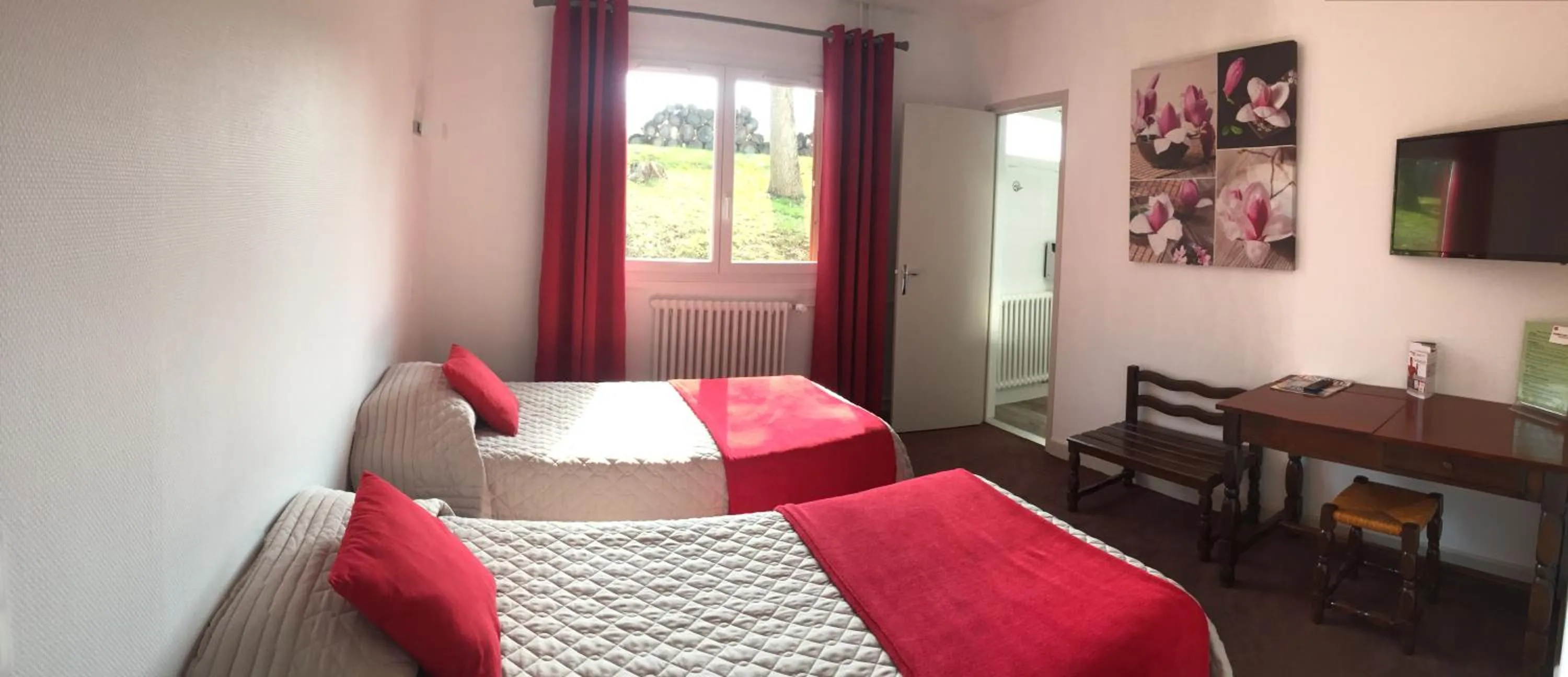 Twin Room in Hôtel Robinson