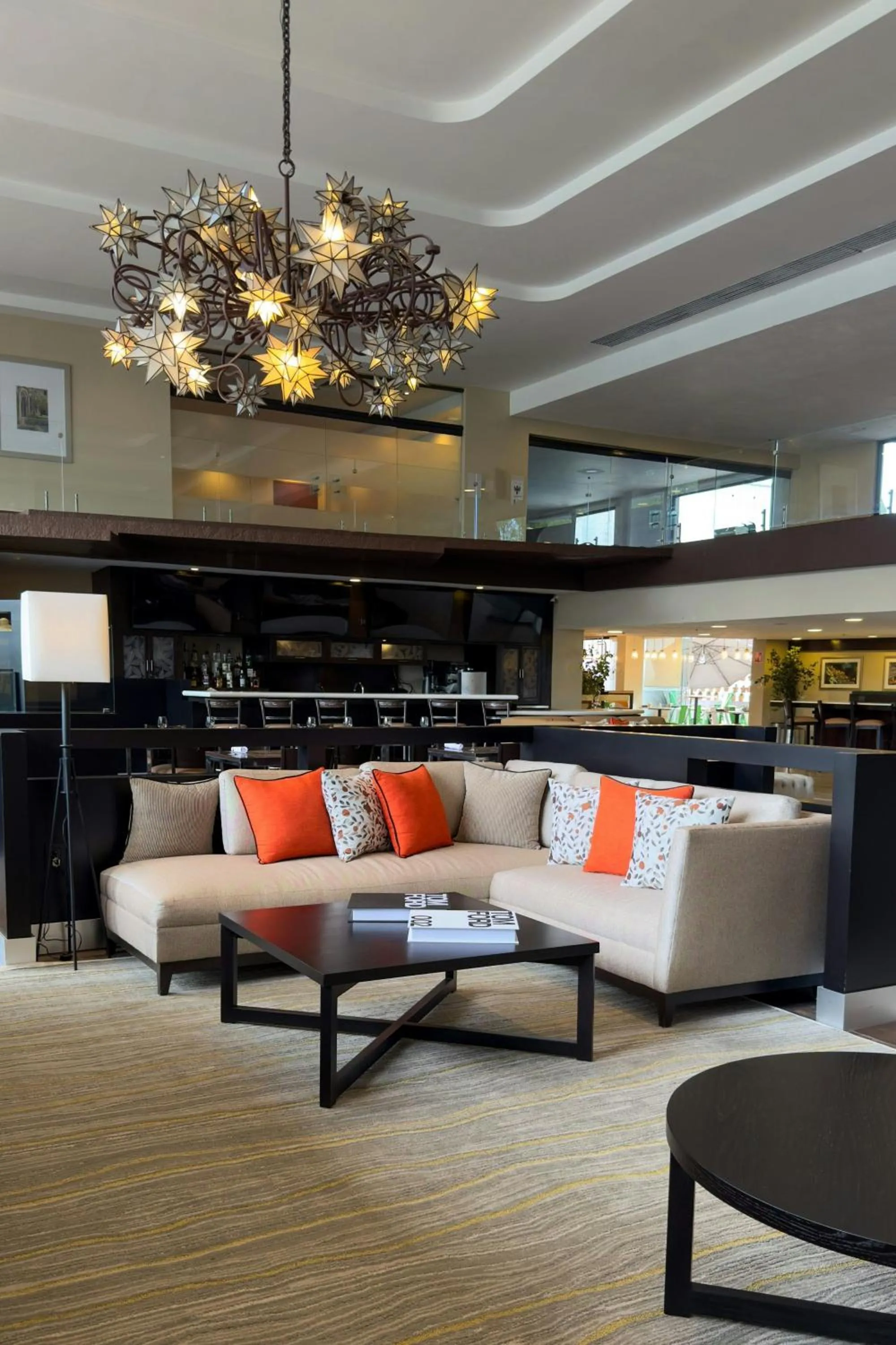 Lobby or reception in Courtyard Toluca Airport