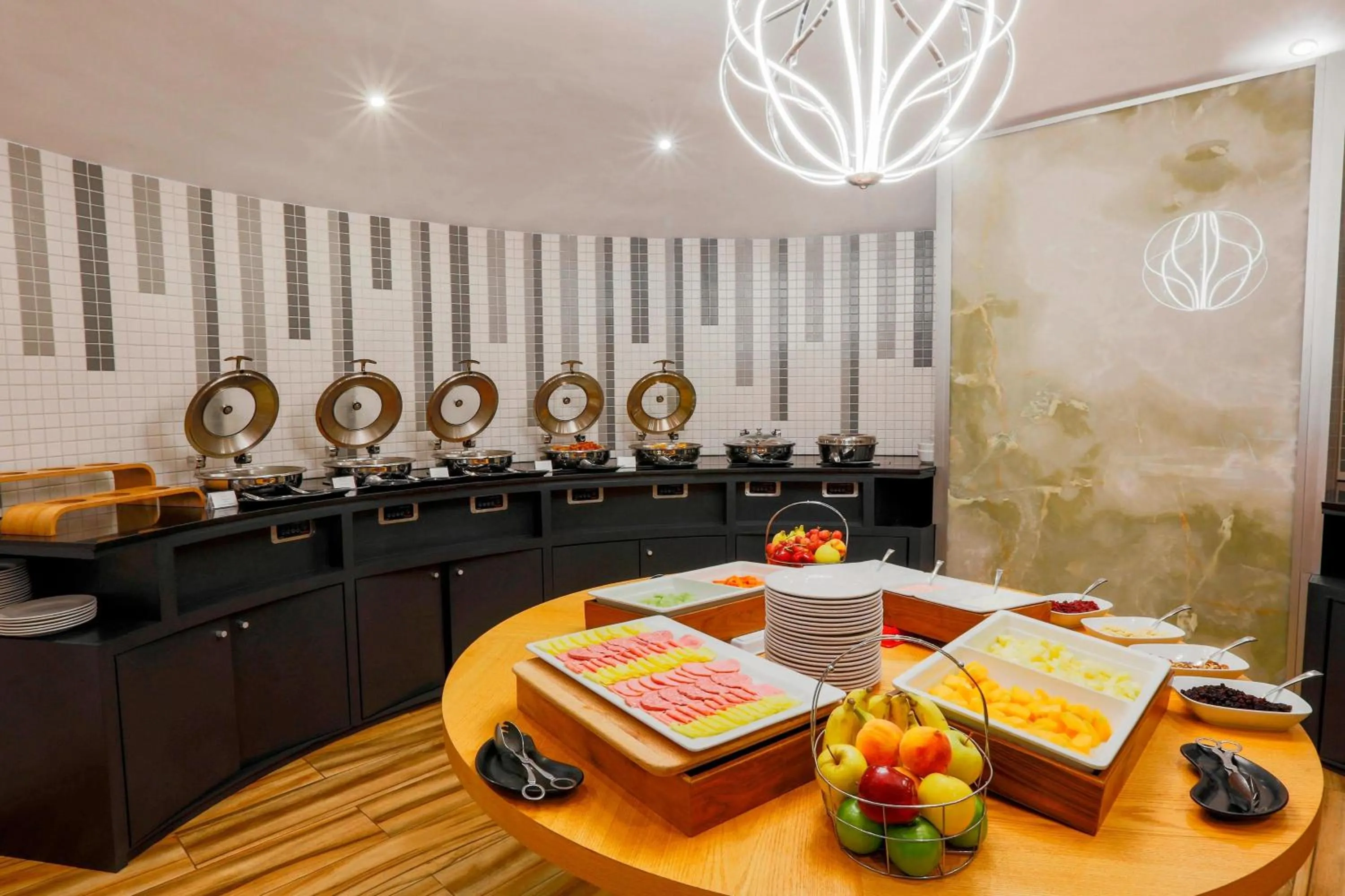 Breakfast in Courtyard Toluca Airport