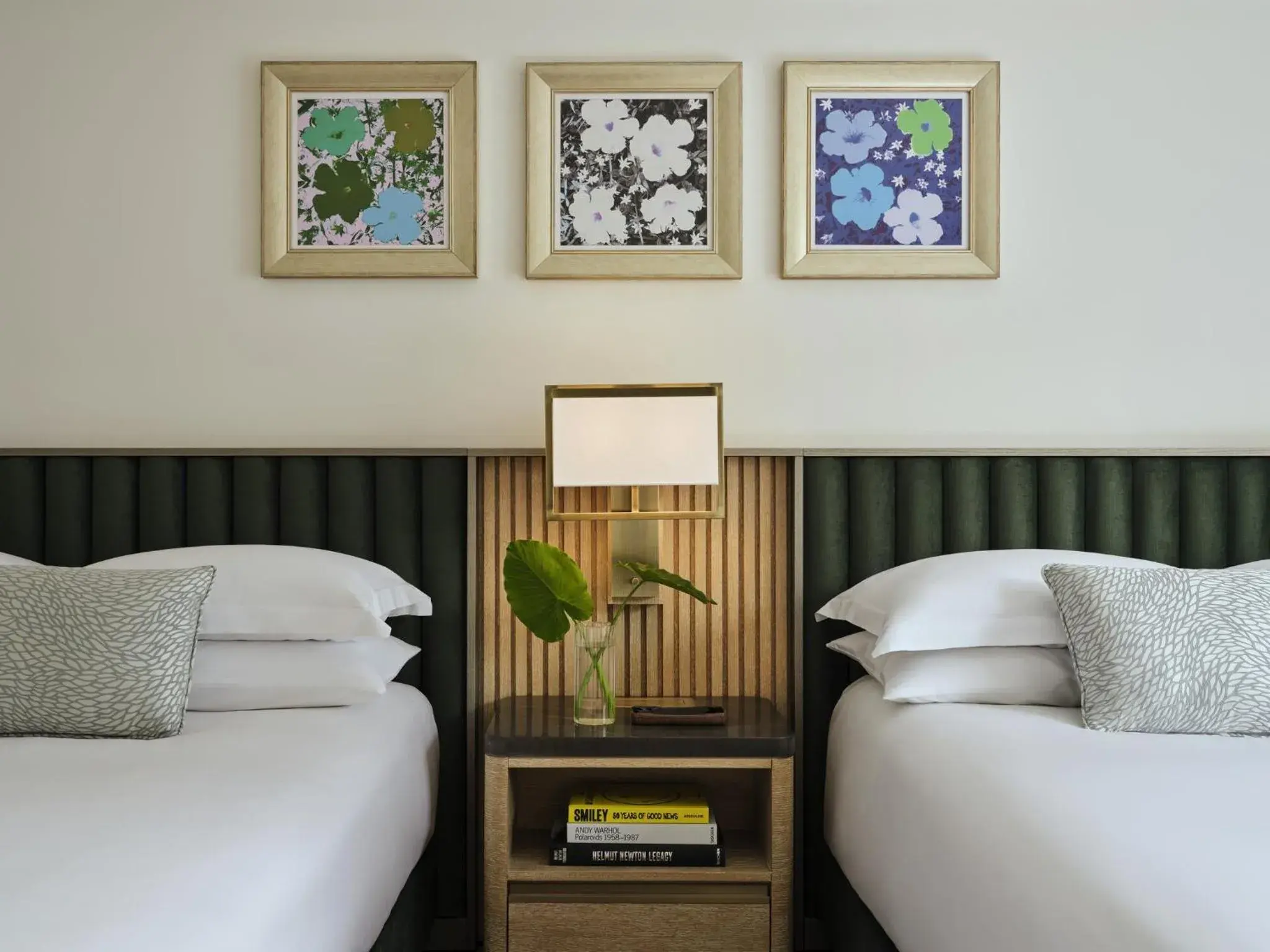 Photo of the whole room, Bed in 70 Park Avenue - Soon to be Kimpton Photo of the whole room, Bed in 70 Park Avenue - Soon to be Kimpton